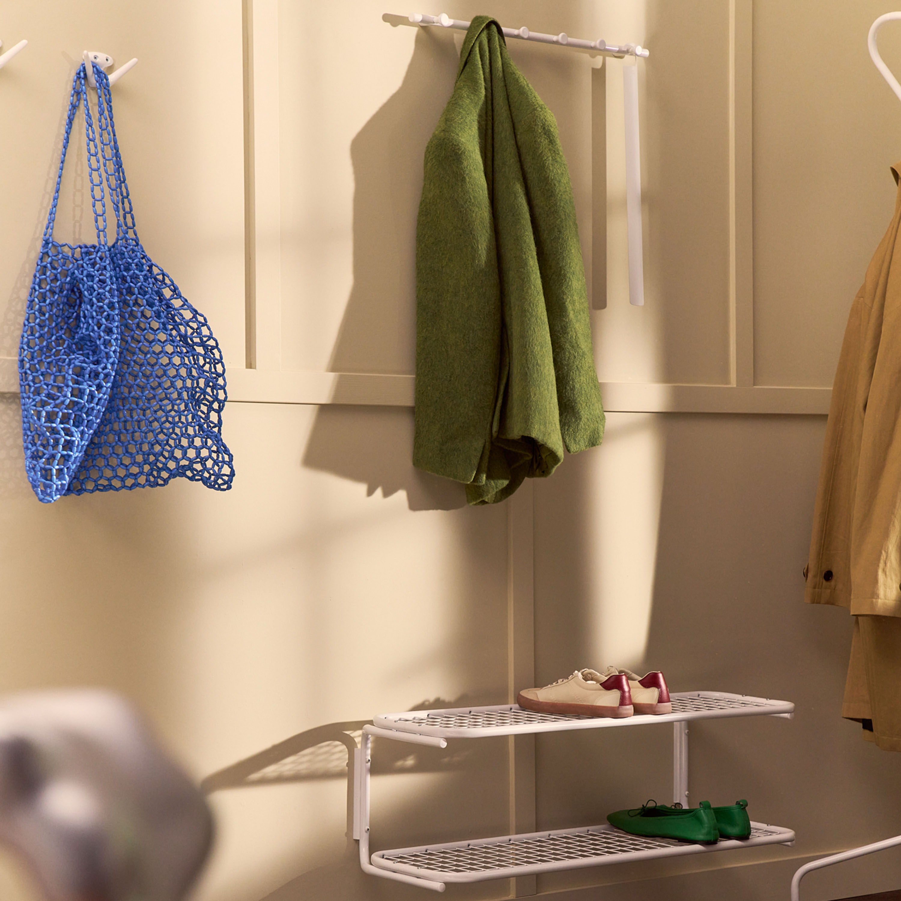 Essem Design Classic Skohylla Dubbel Vit 100cm