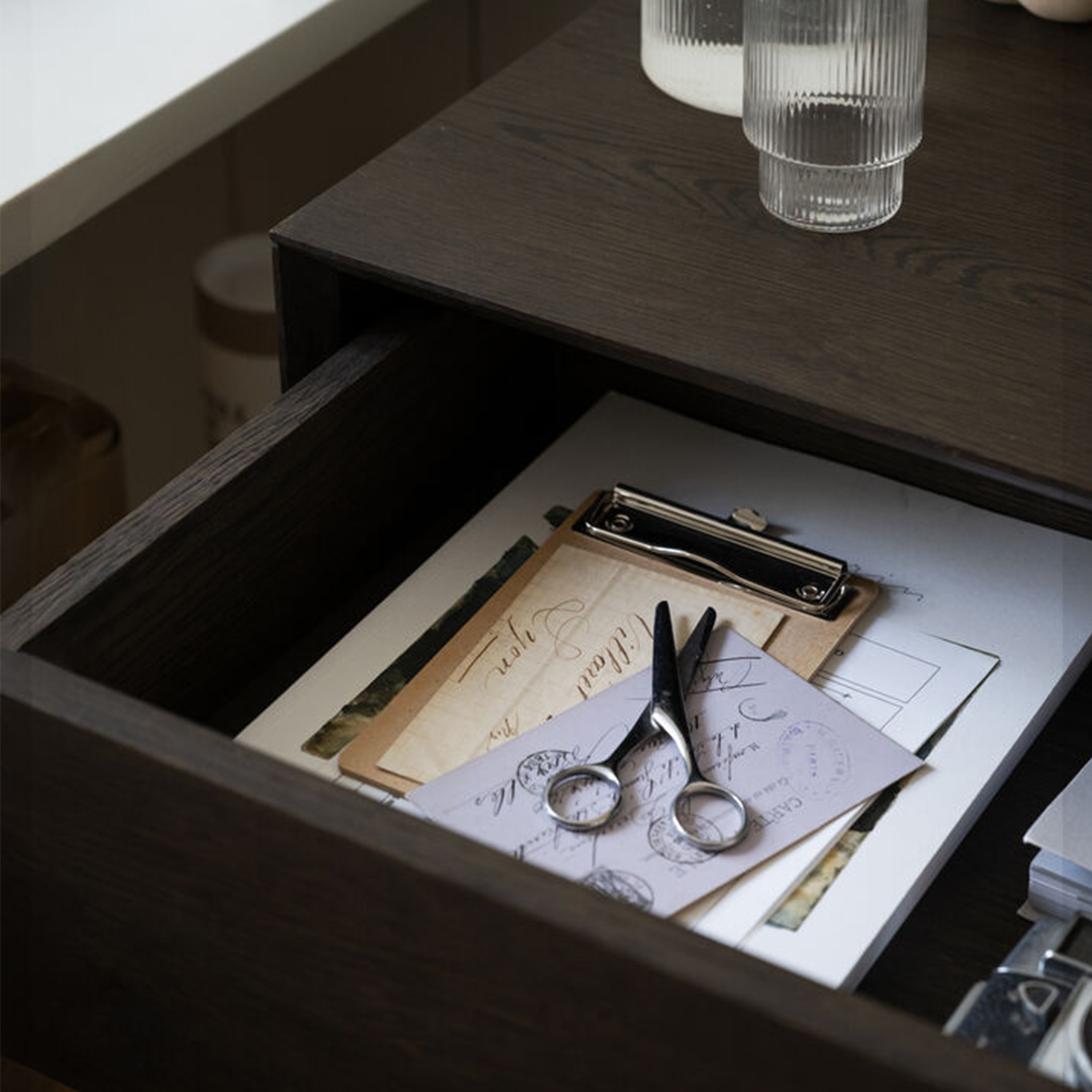 Rowico Home Mackay Byrå Brun Medium 75x75