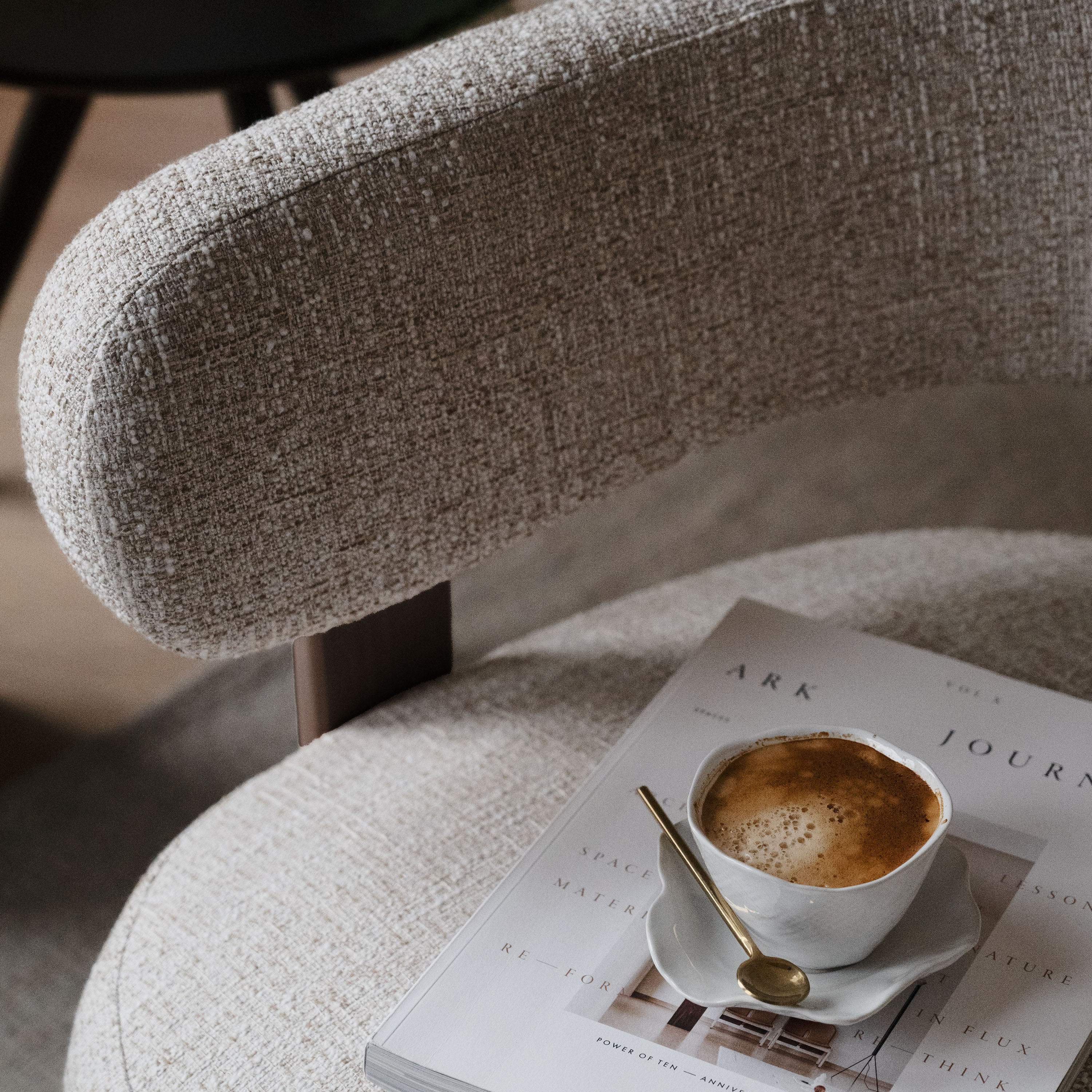 Rowico Home Jenison Loungesessel Hellbeige/Braun