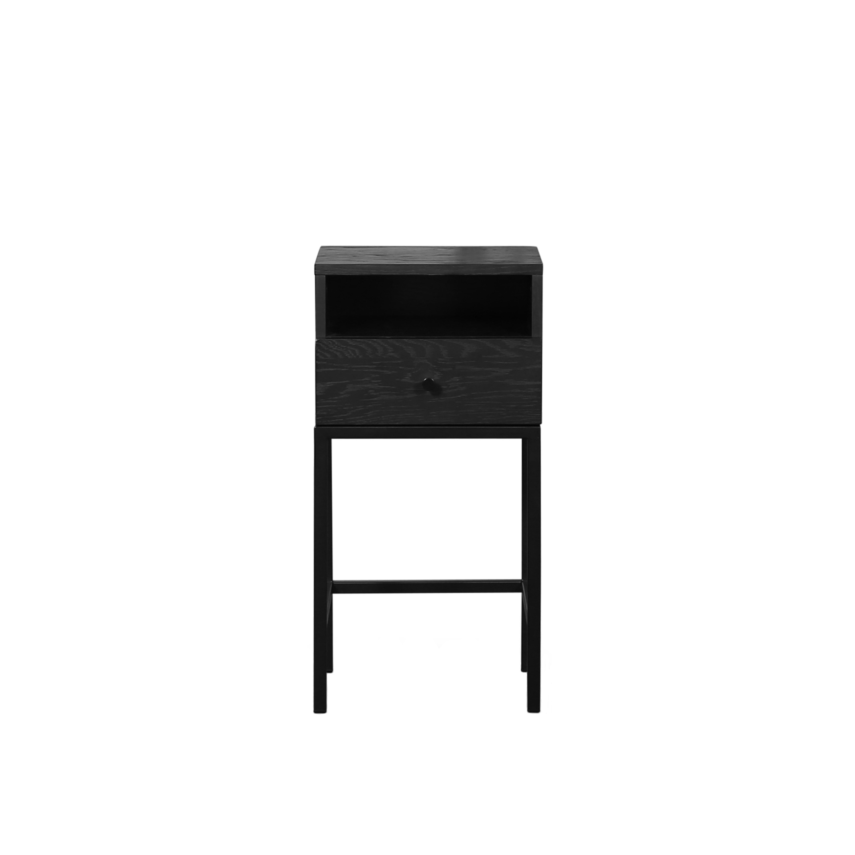 Ezra Sängbord Svartbetsad Ek 70cm