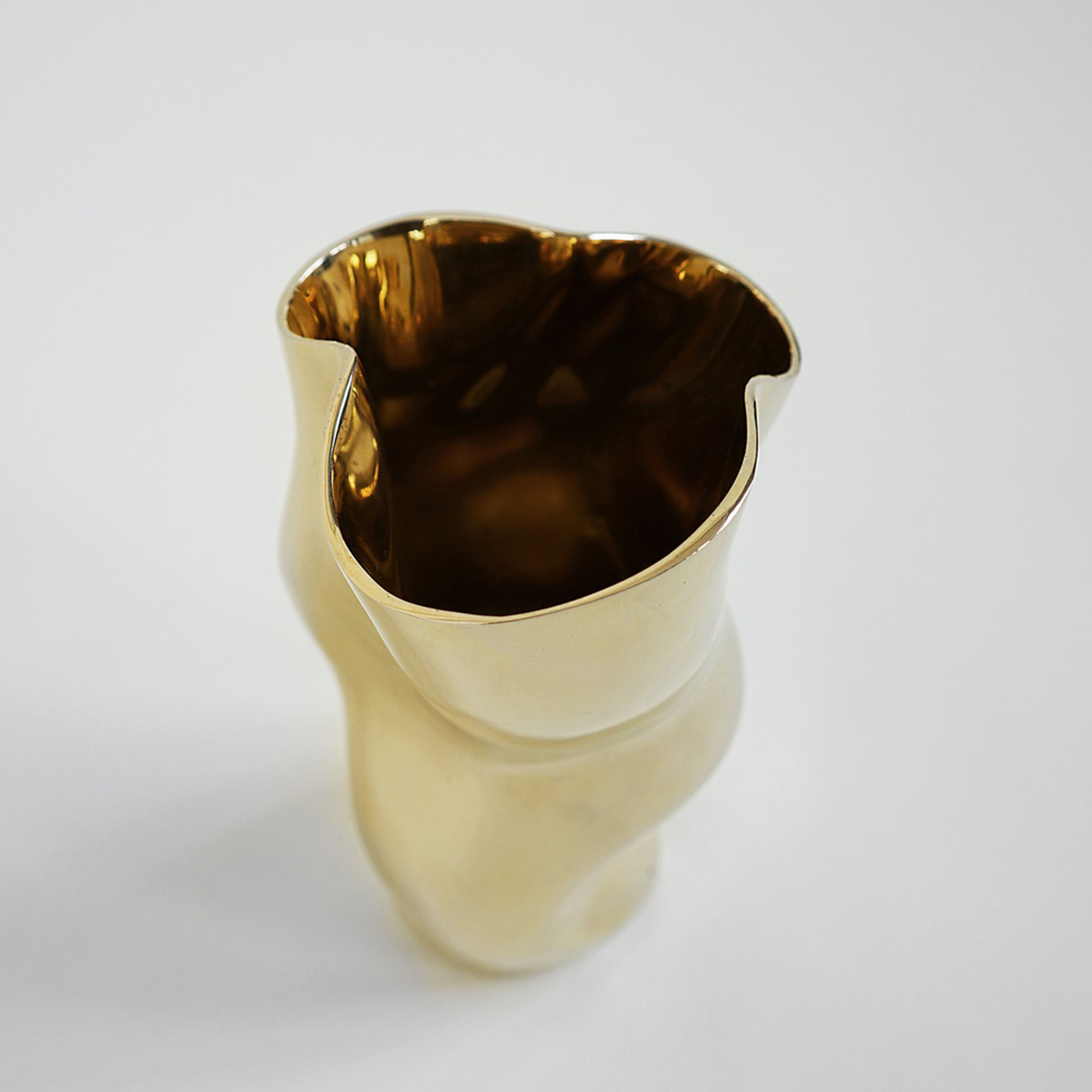 Hein Studio Ostrea 25 Maljakko Messinki 25cm