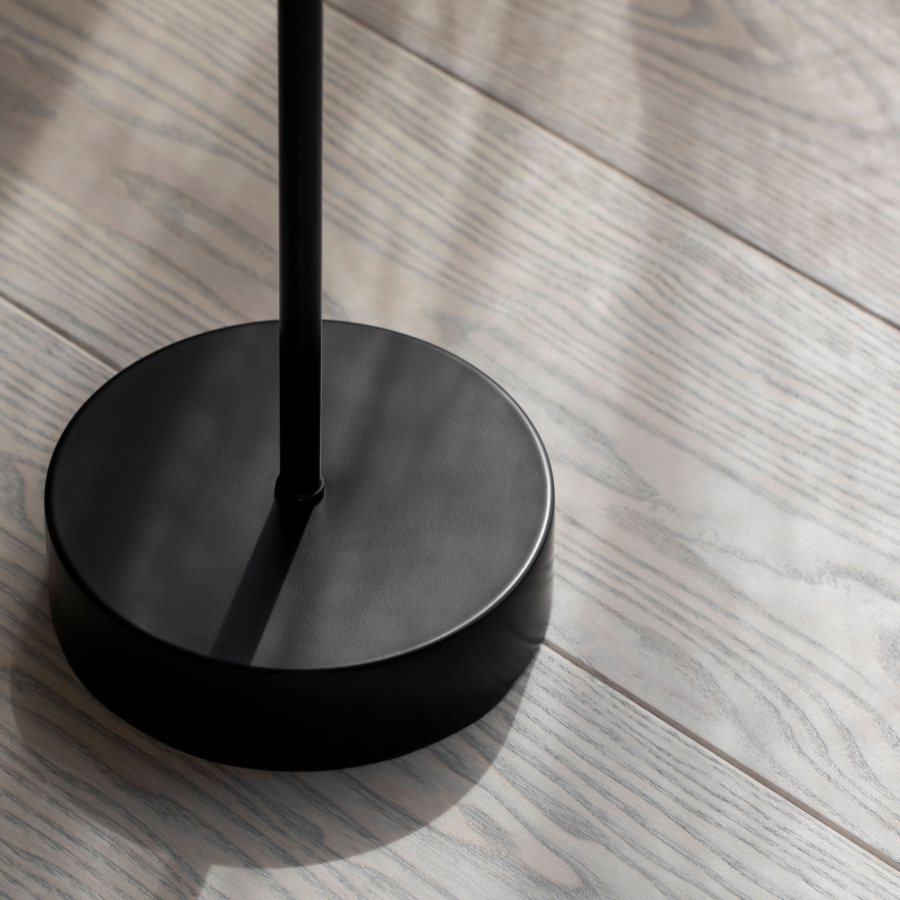 Northern Birdy Gulvlampe Black/Black