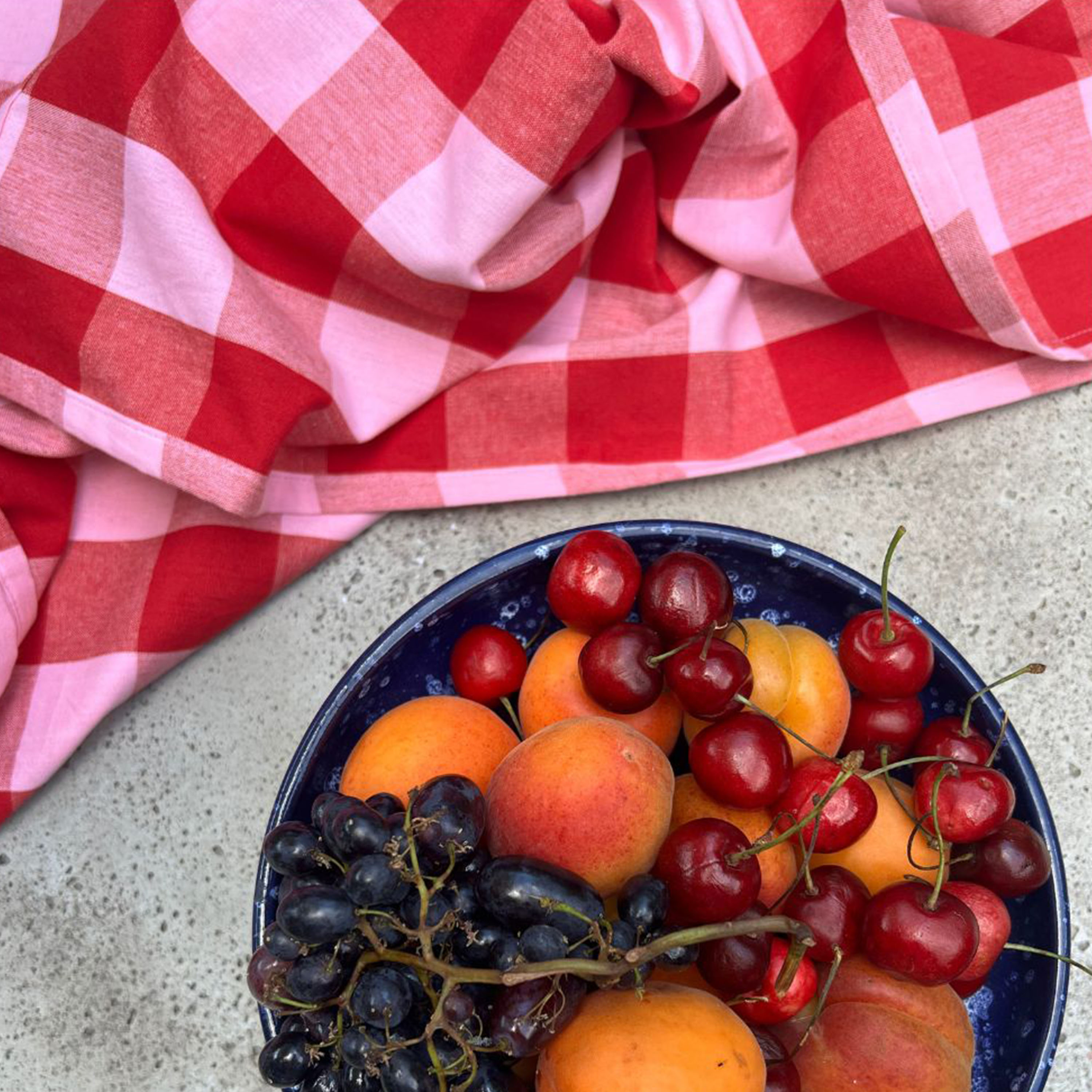 Midnatt Paola Tischdecke 145x180