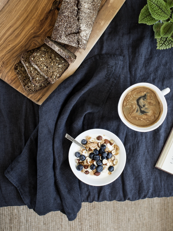 Lovely Linen Lovely pellavaliina tummanharmaa 145x380cm