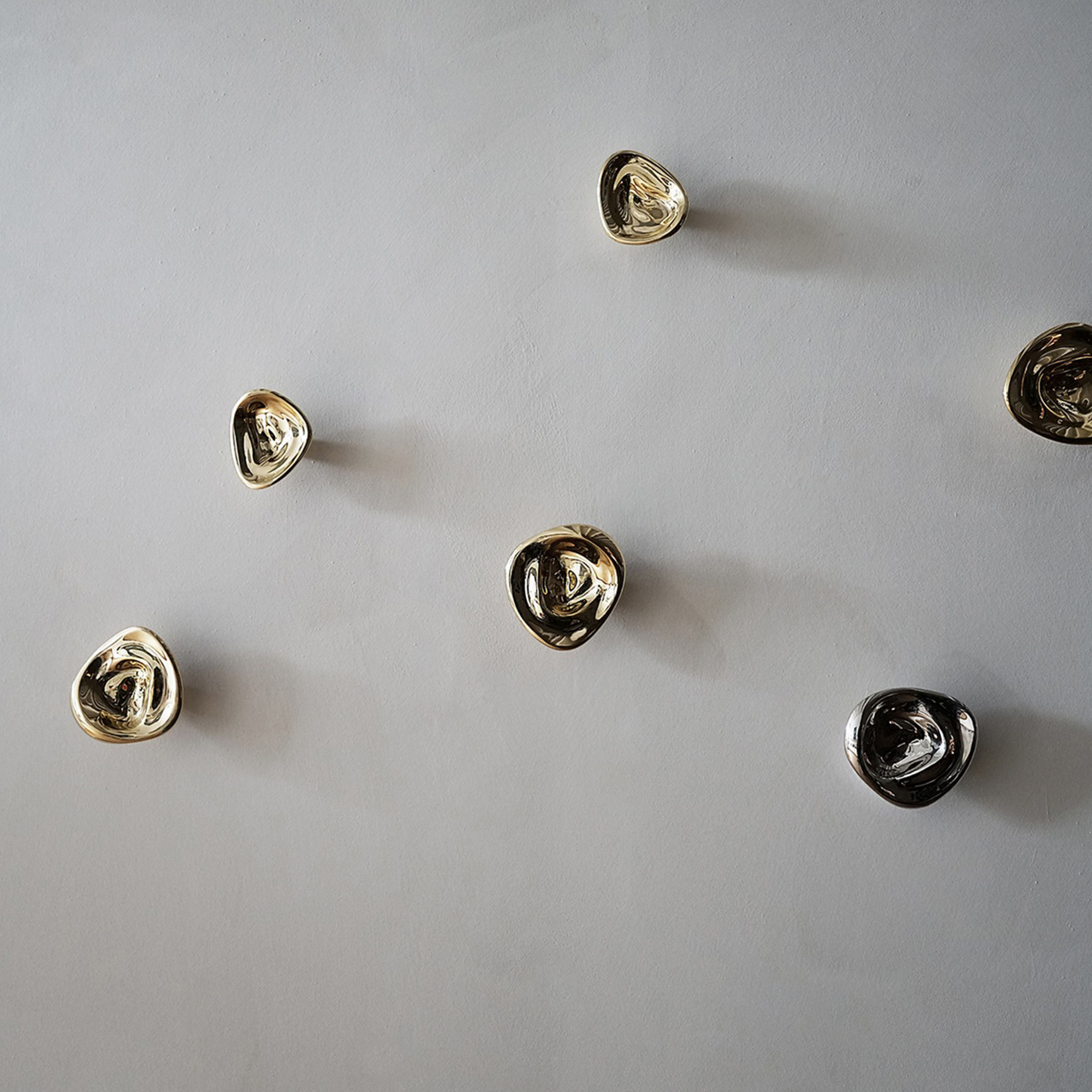 Hein Studio Ripple no. 01 Väggkrok Brass Small