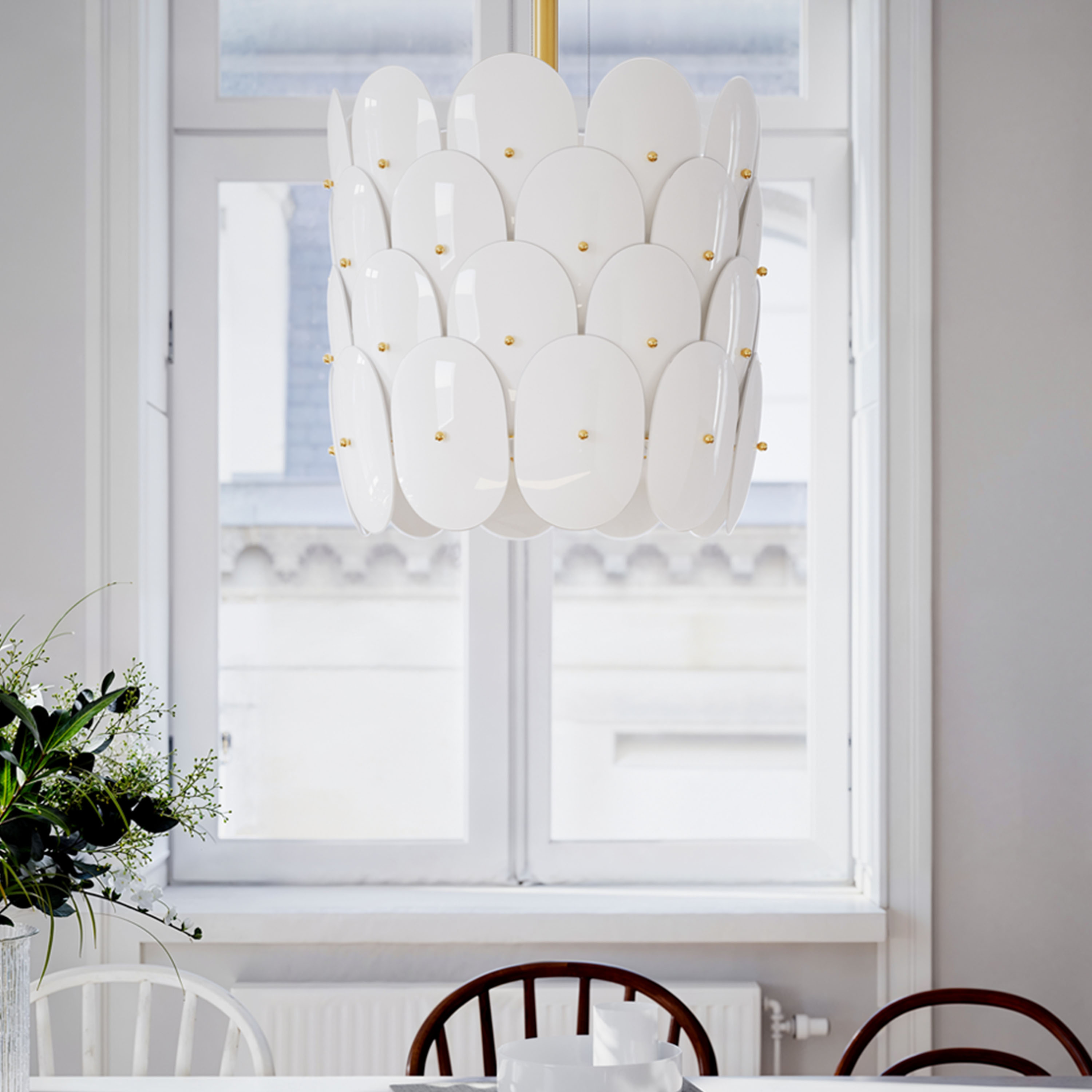 By Rydéns Omlott Taklampa Vit/Mässing Ø50