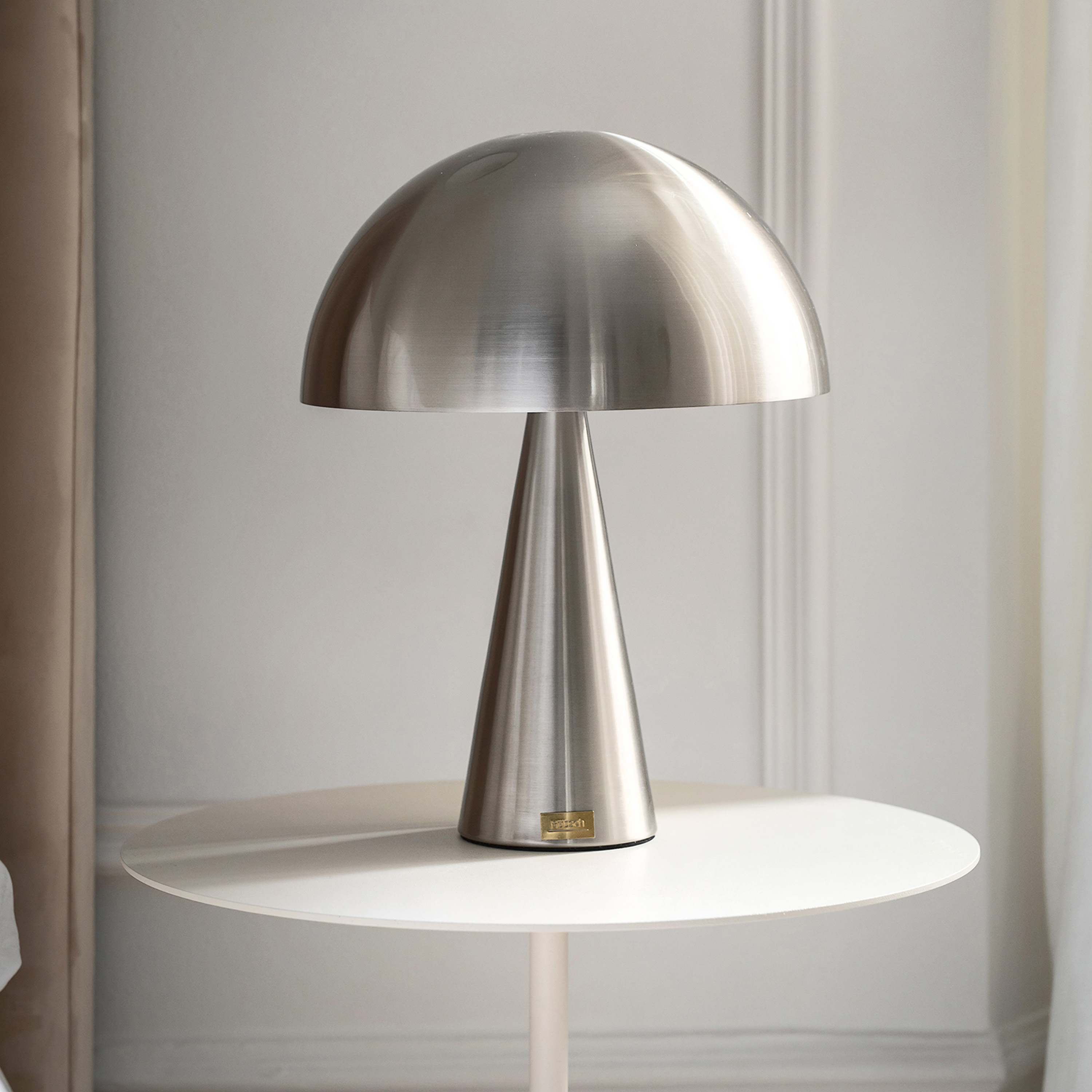 Hübsch Mush Bordlampe Nikkel 33cm