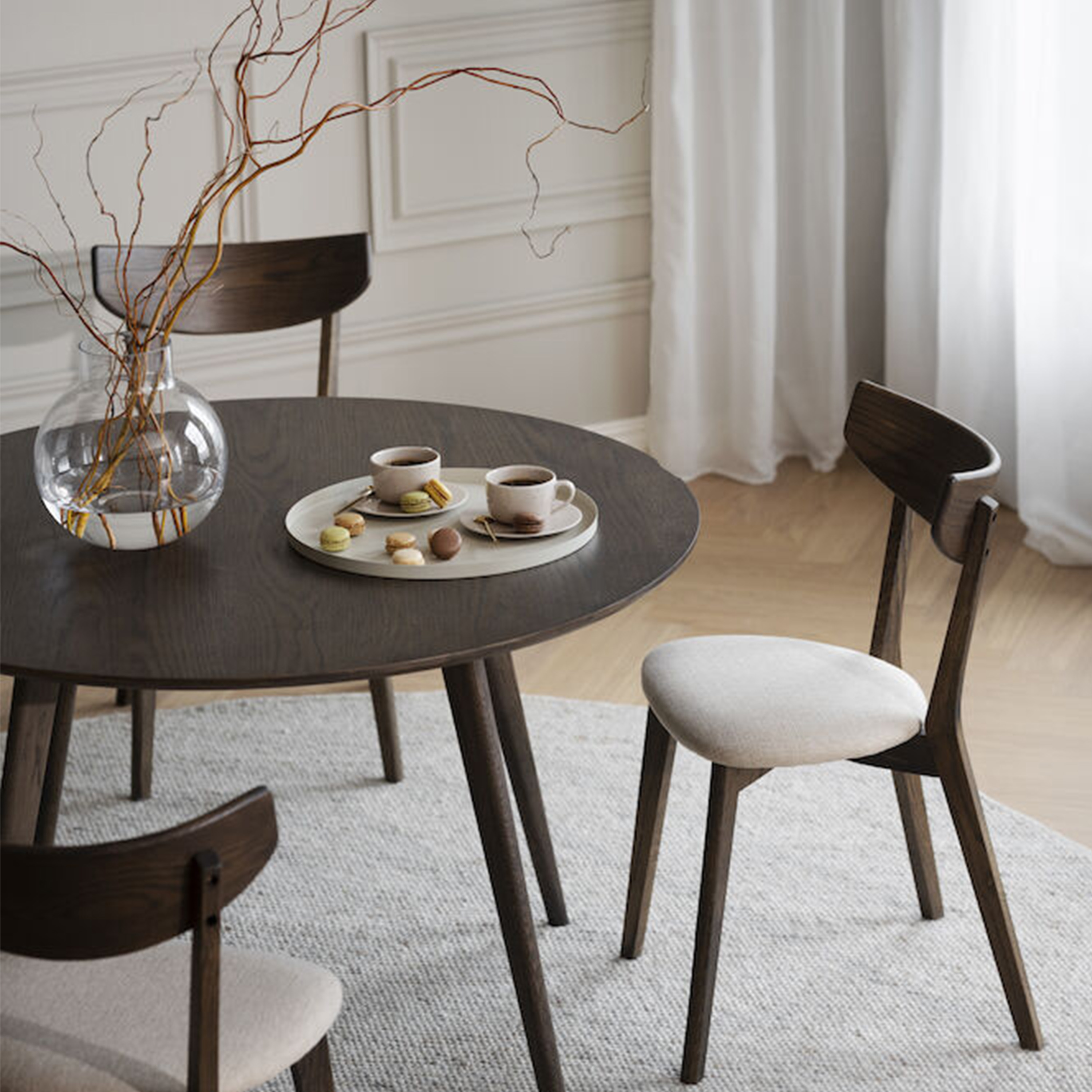 Rowico Home Yumi Matbord Brun Ø115