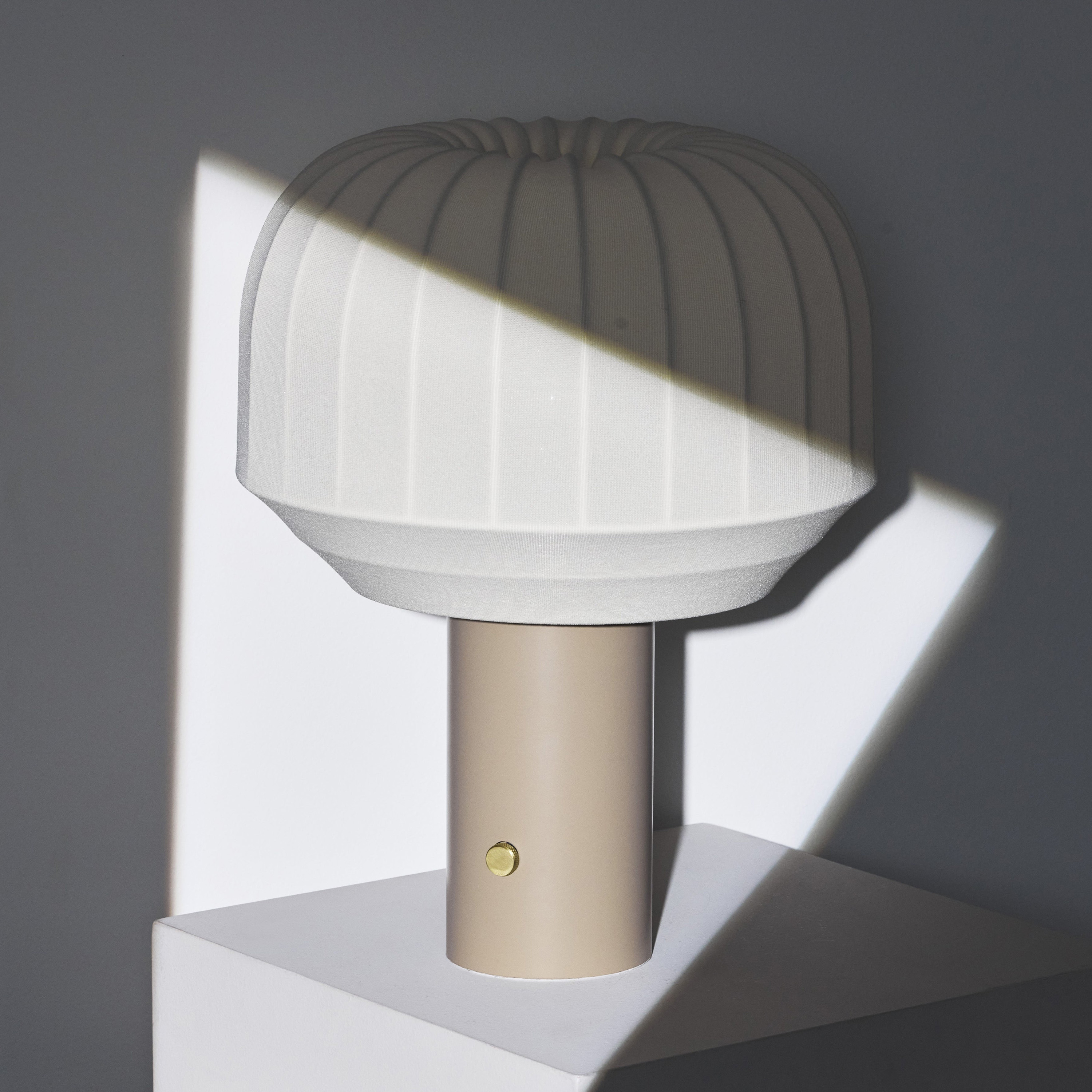 Northern Tradition Bordlampe Offwhite/Greige