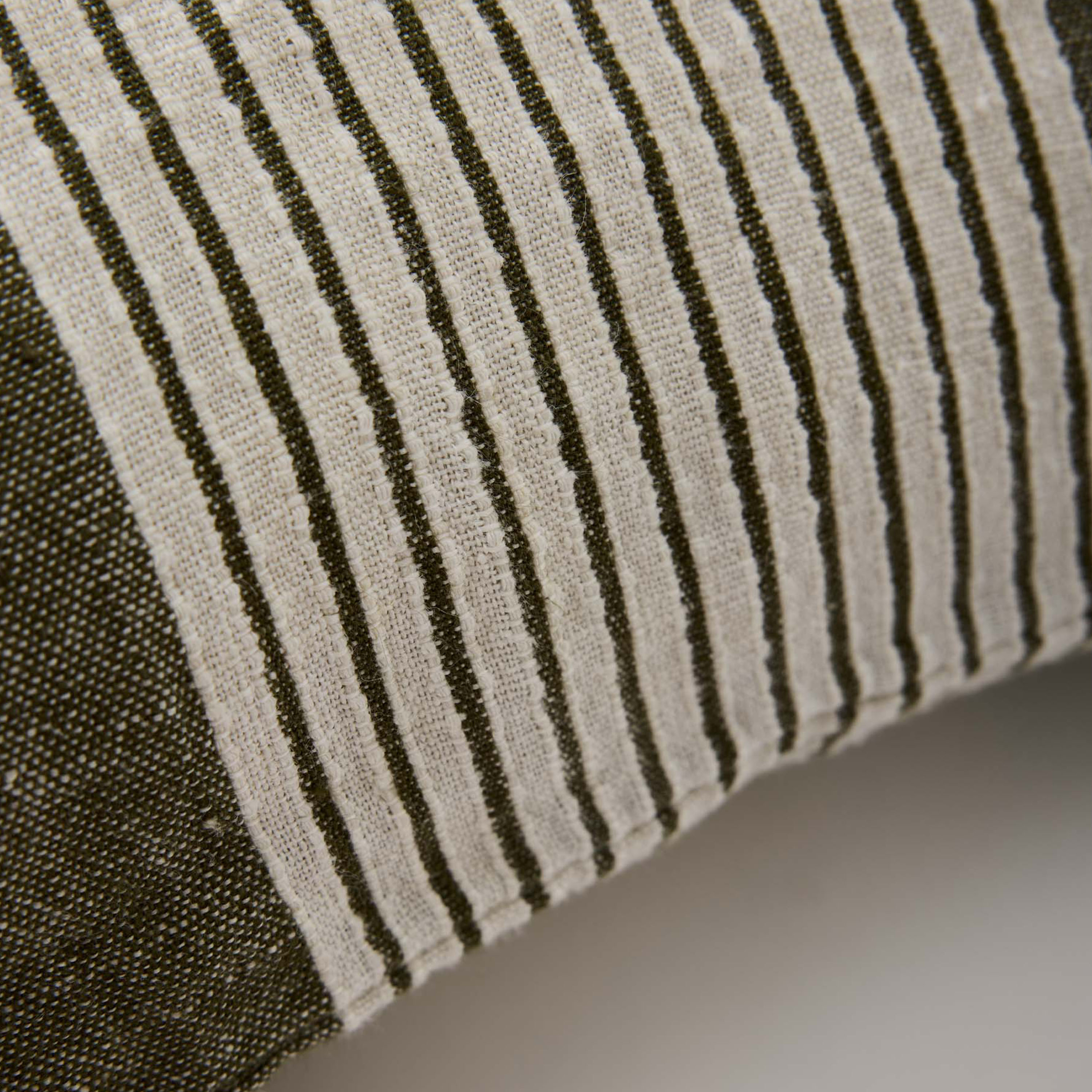 Tell me more Colette Kissenbezug Green Stripes 50x50