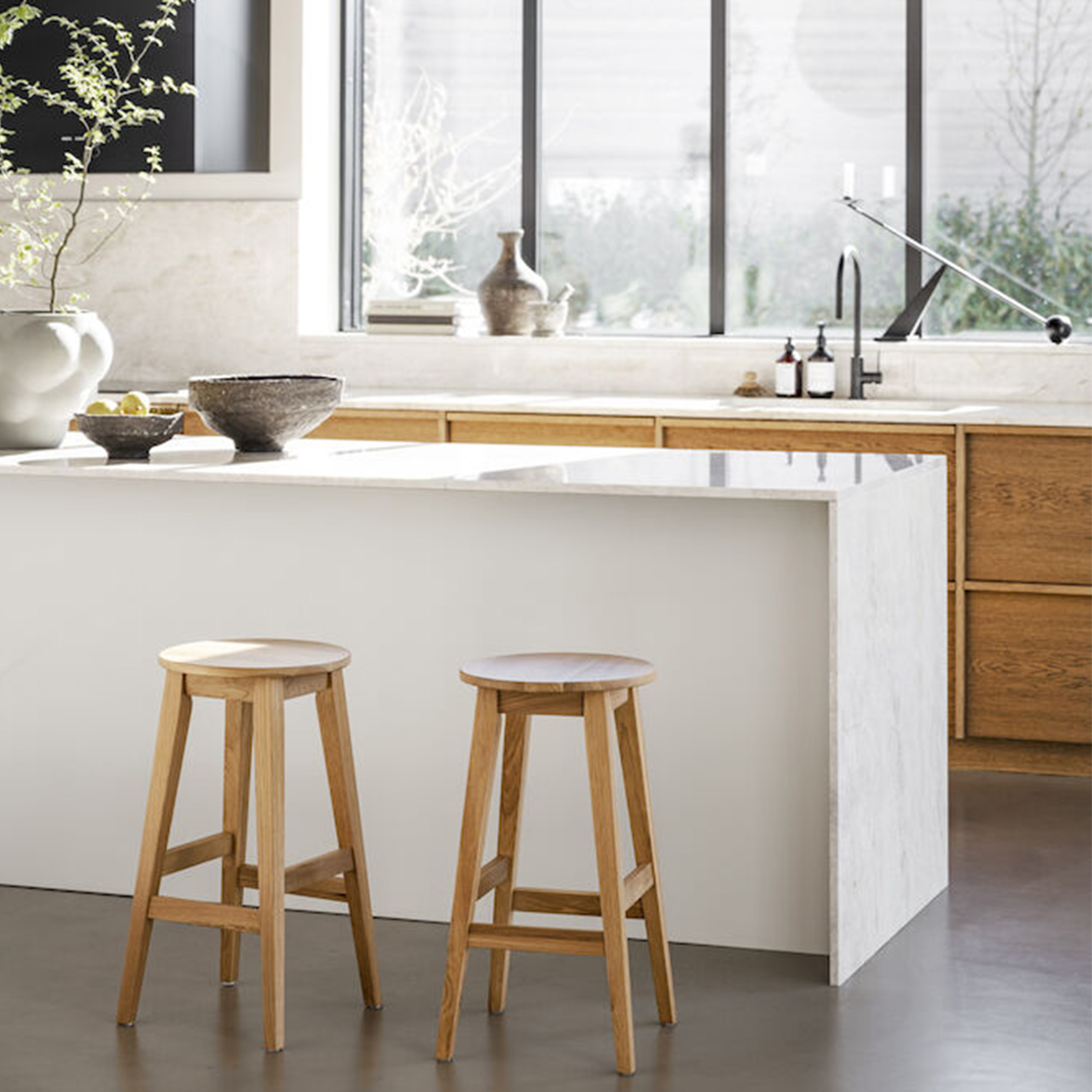 Rowico Home Austin Barstol Lackad Ek