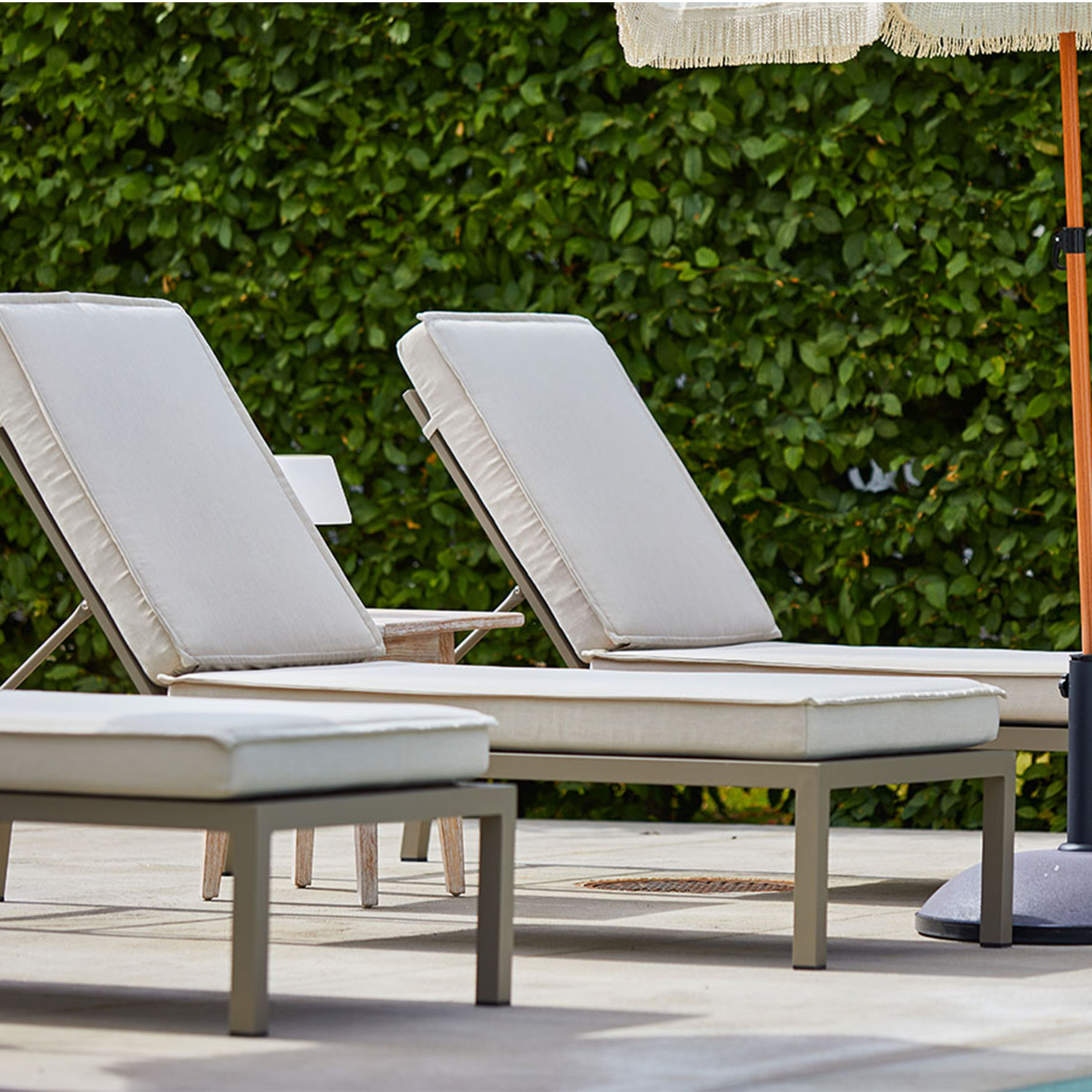 Hillerstorp Jet Set Sonnenliege Beige 200cm