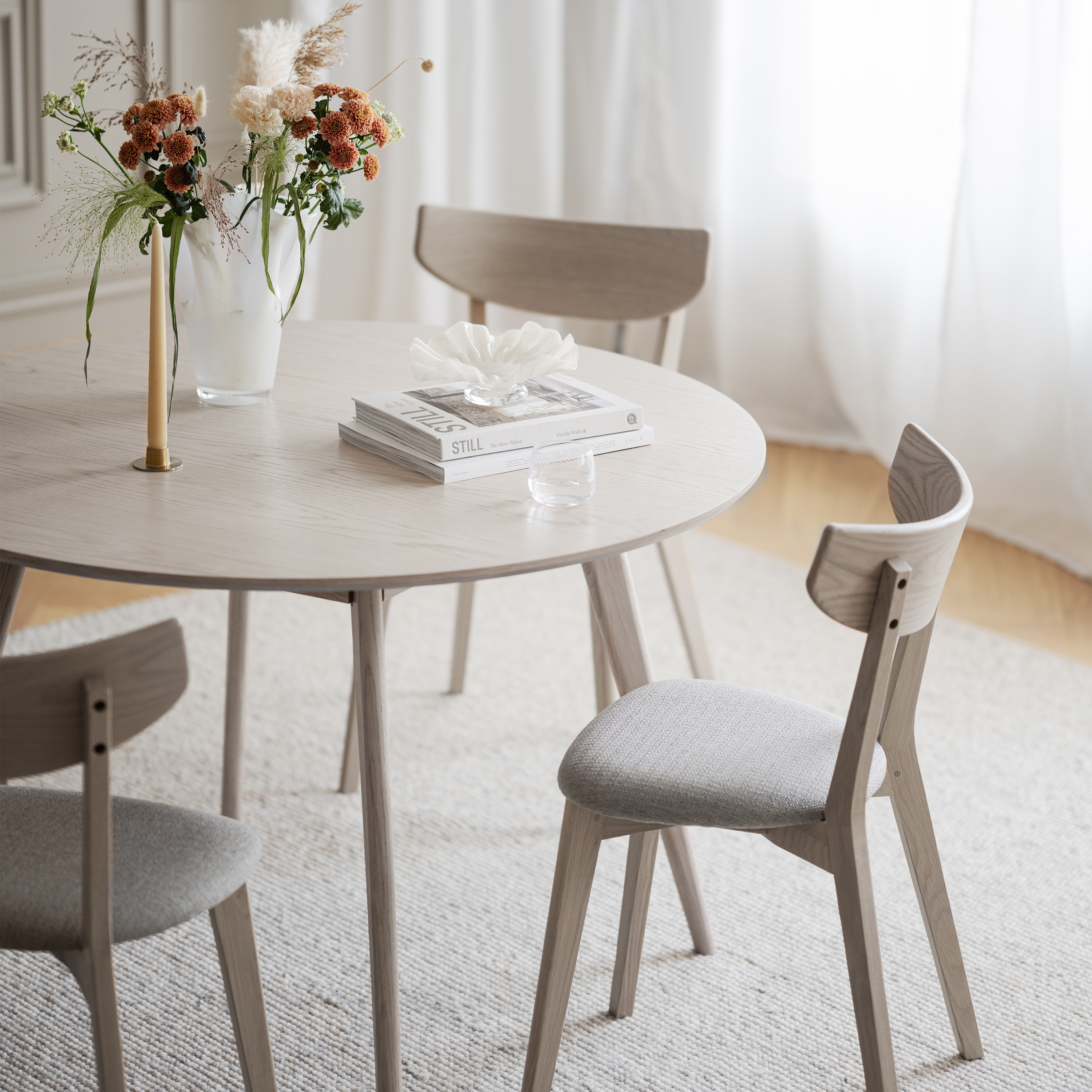 Rowico Home Ami Matstol Vitpigmenterad/Grå