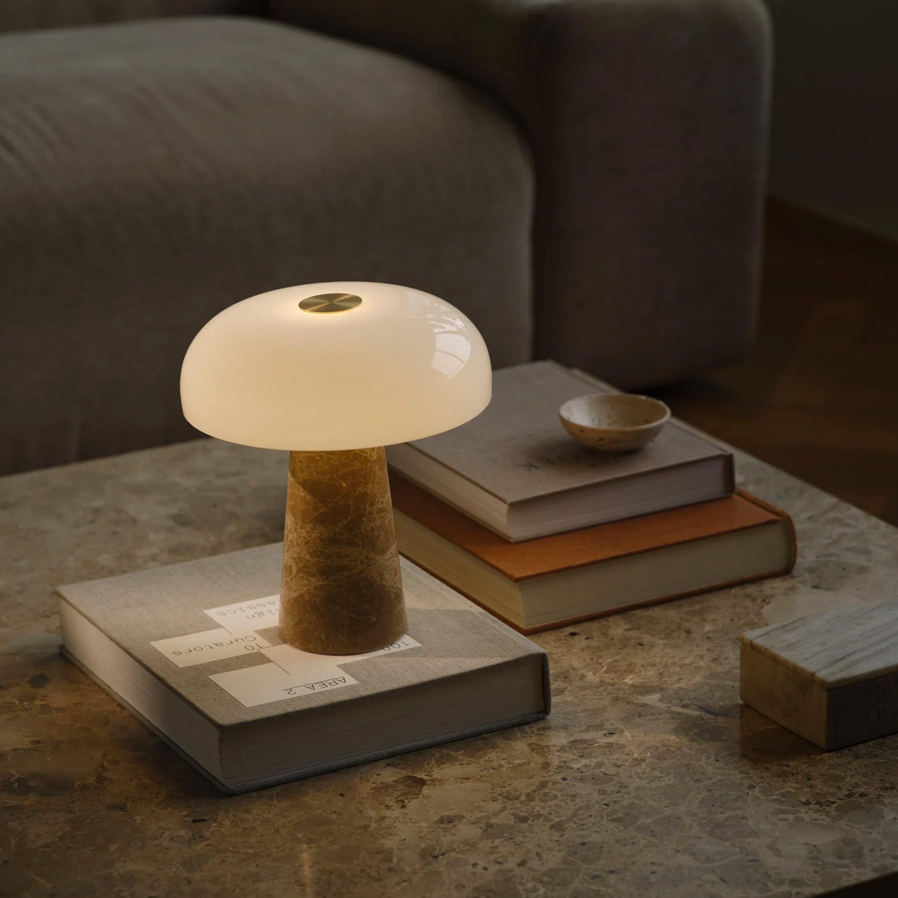 Design For The People Glossy Mini Tischlampe Beige 24cm