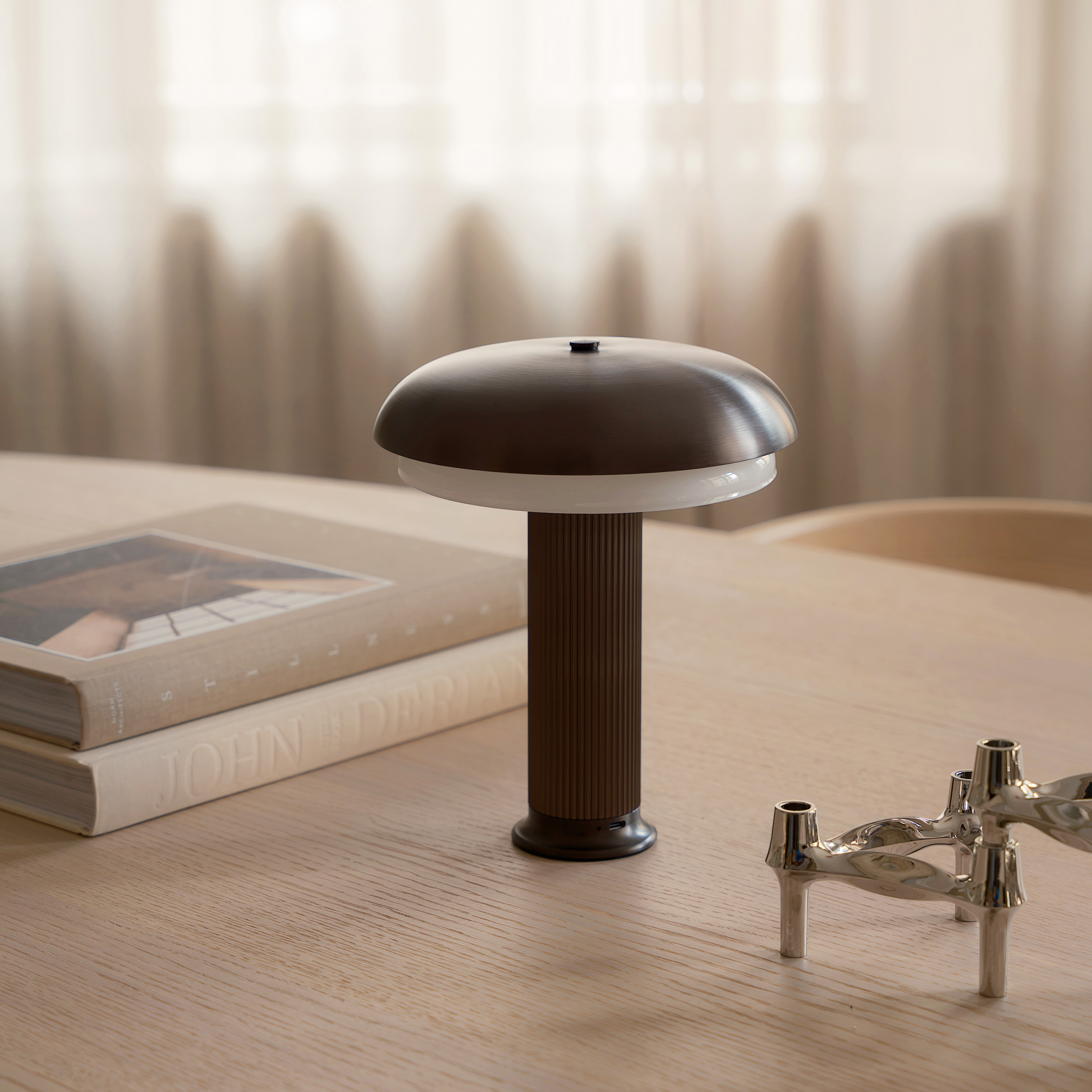 LYFA Noote Portabel Bordslampa Bronze 20cm