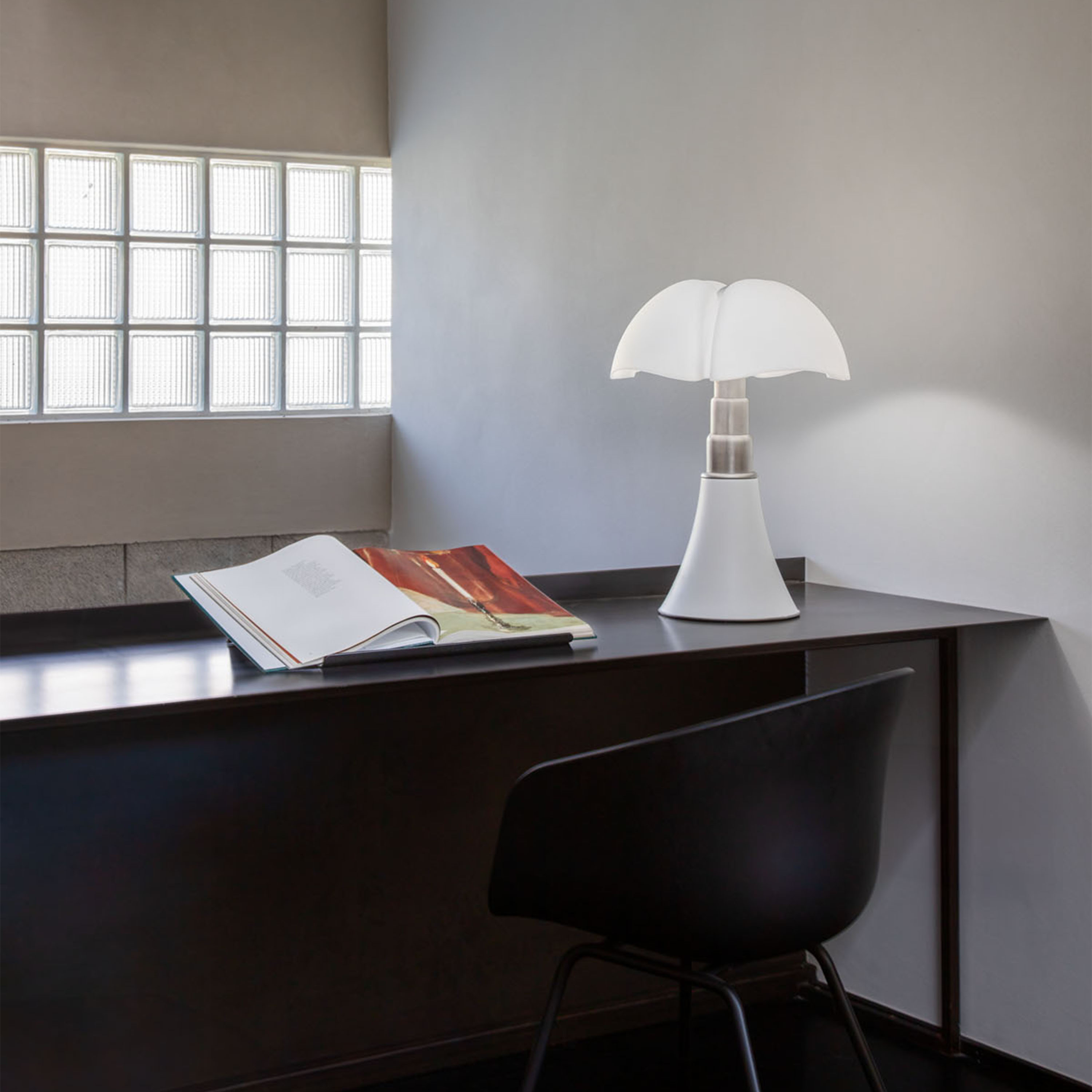 Martinelli Luce Pipistrello Mini Bordlampe Dimbar LED Matt Hvit