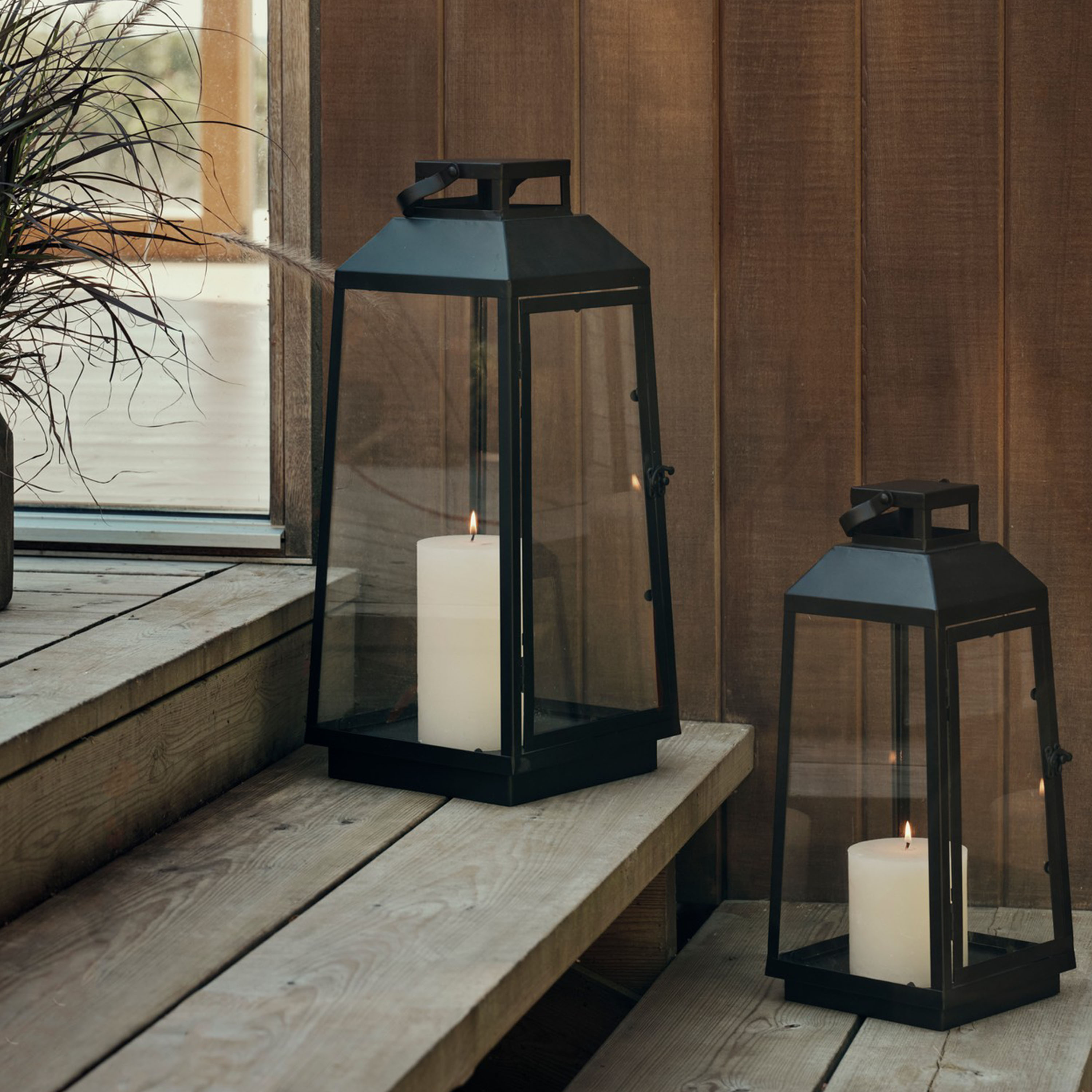 Broste Copenhagen Lou Lyhty Musta Ø24