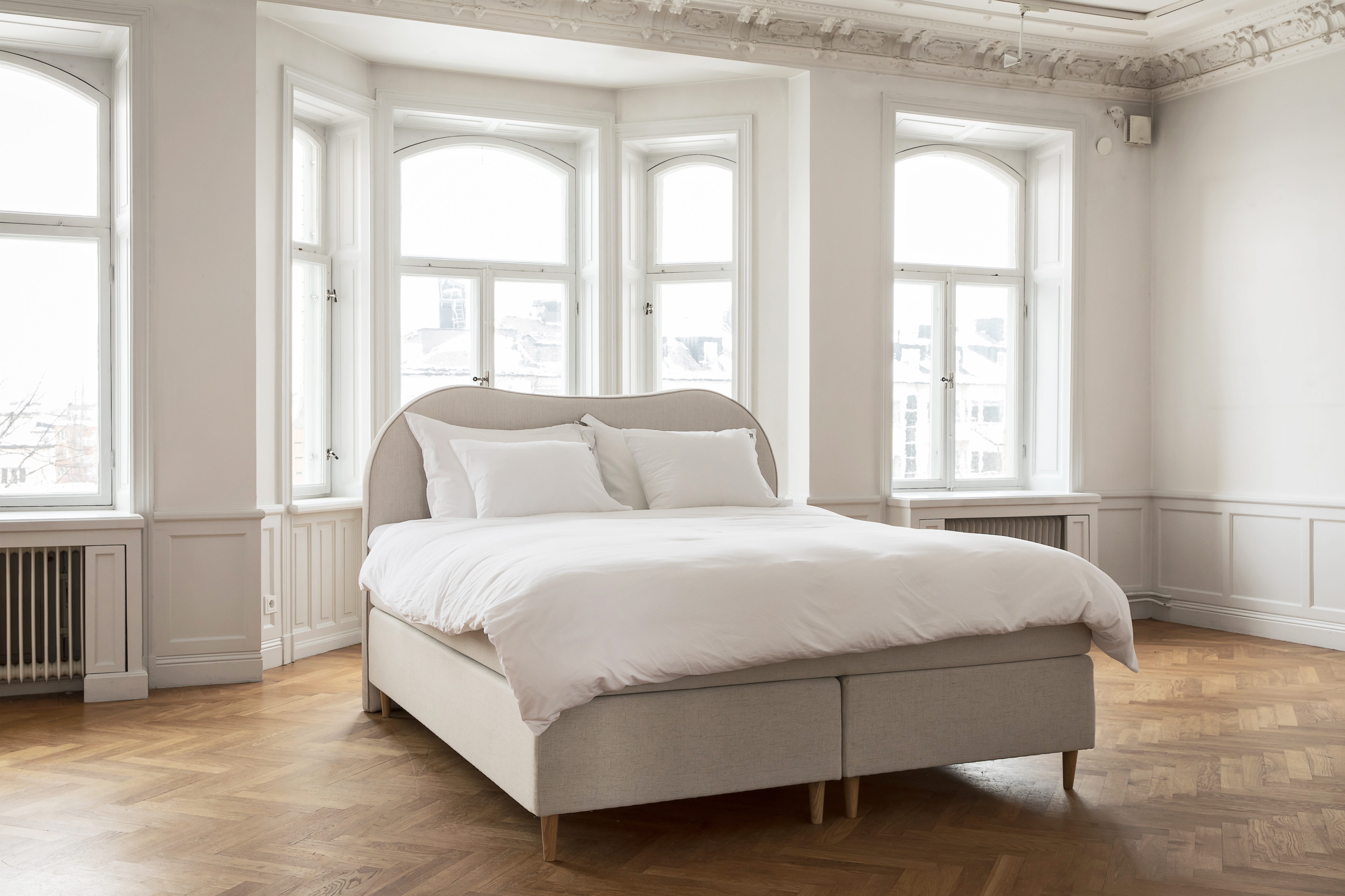 Kinnabädden Venus Kontinentalsäng Sand 160 Extra Fast/Extra Fast Cocktailben Silver 13cm