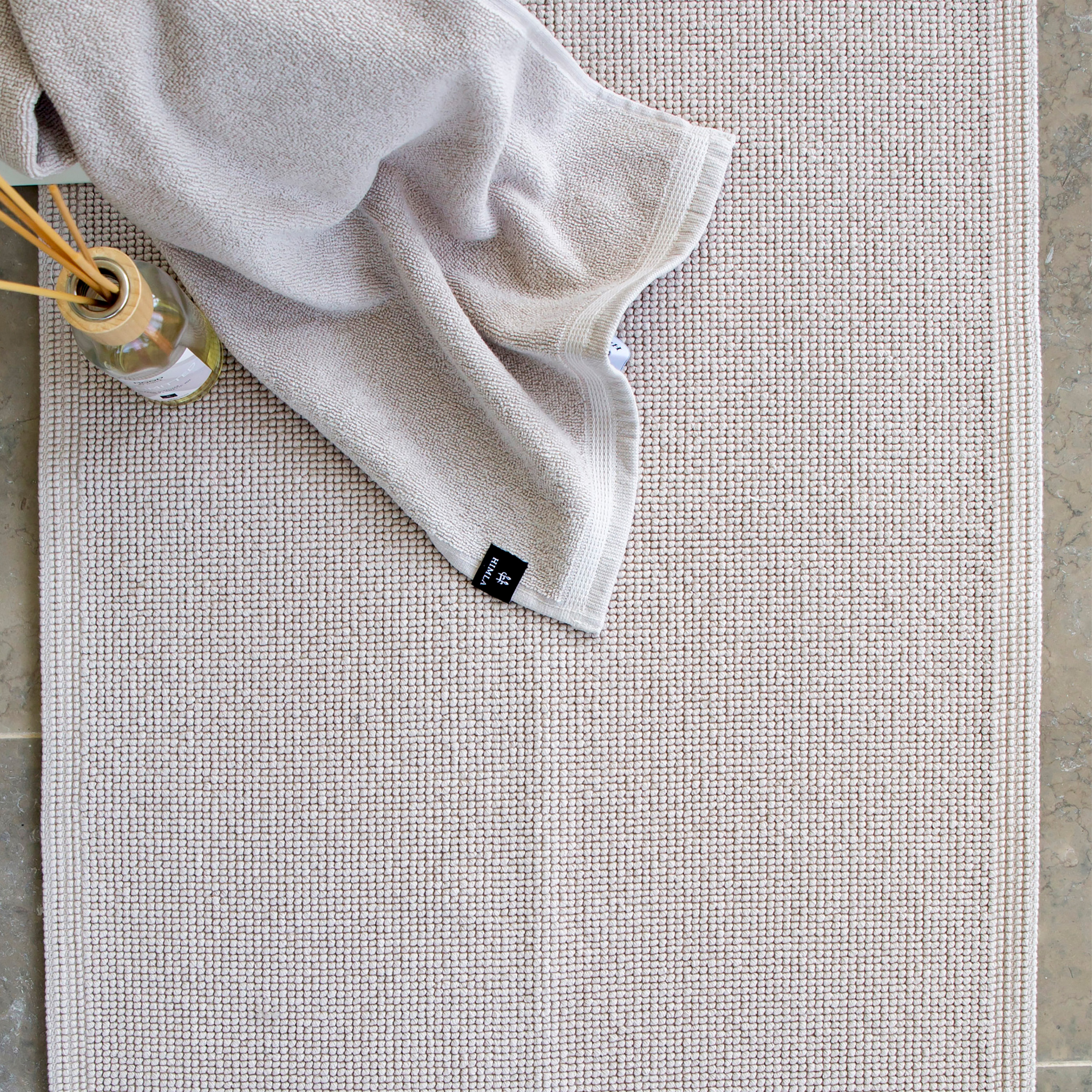 Himla Love Badrumsmatta Mother Of Pearl 70x110