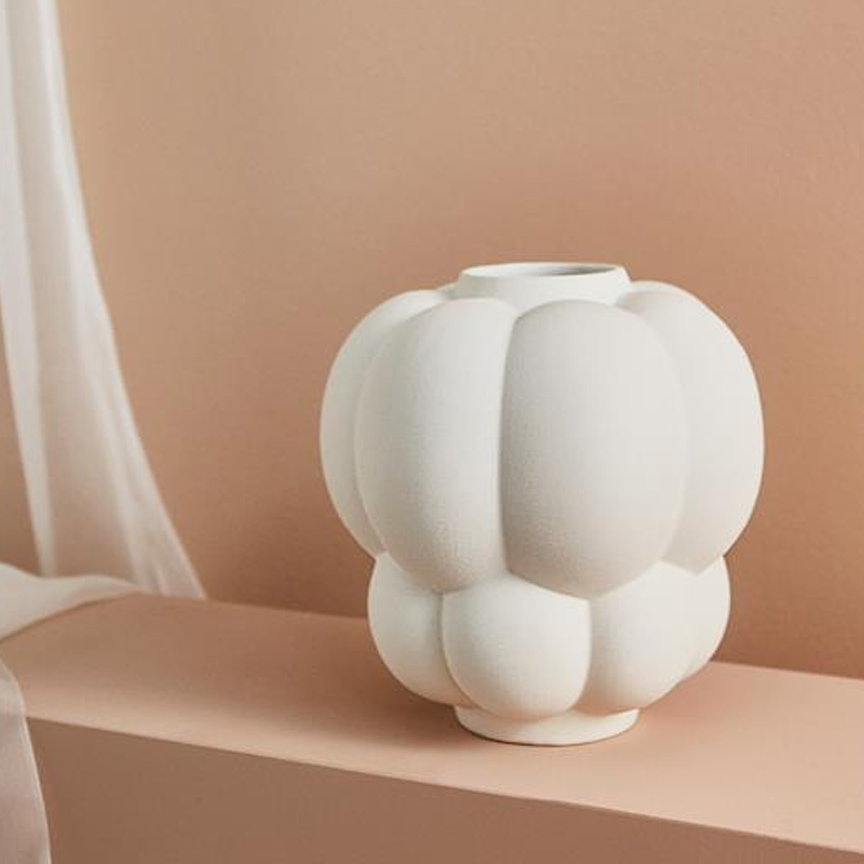 AYTM Uva Vase Keramik Creme 22cm