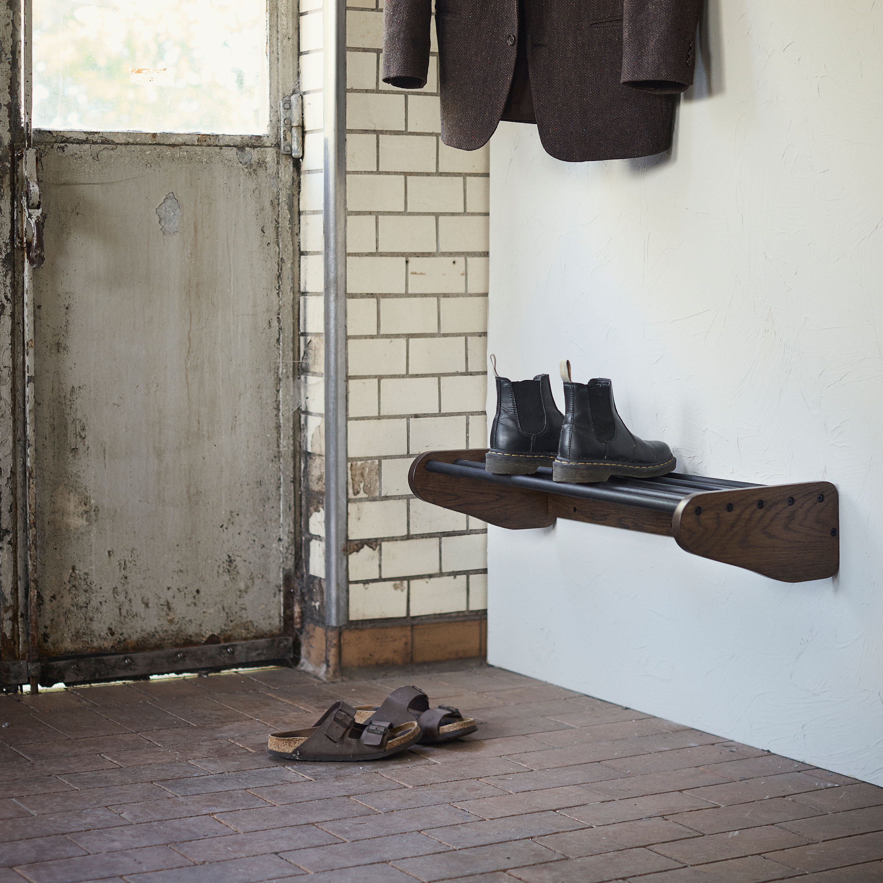 Muubs Sapa Hattuhylly Dark oil 82 cm