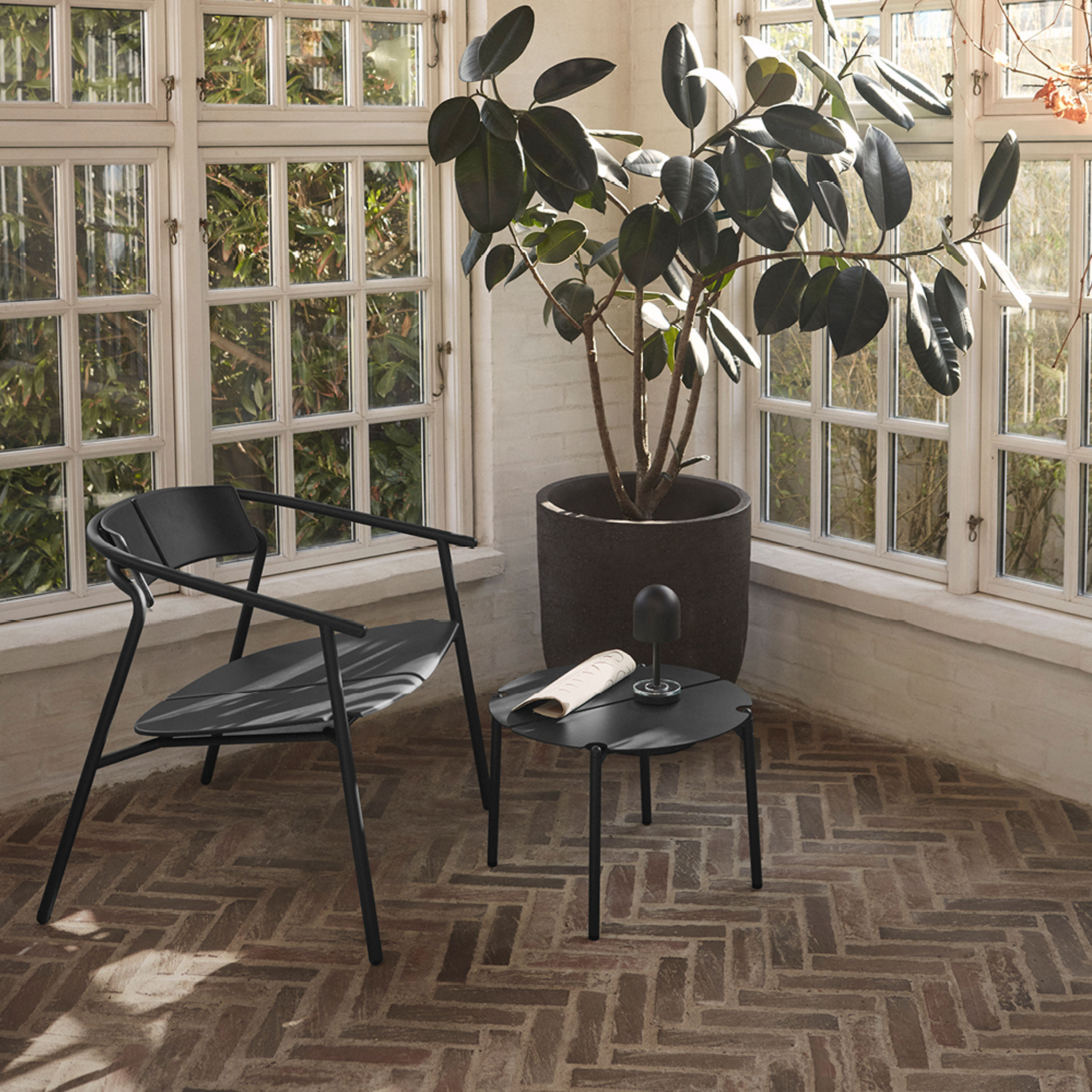 AYTM Luceo Kannettava Pöytävalaisin Musta/Kirkas 22 cm