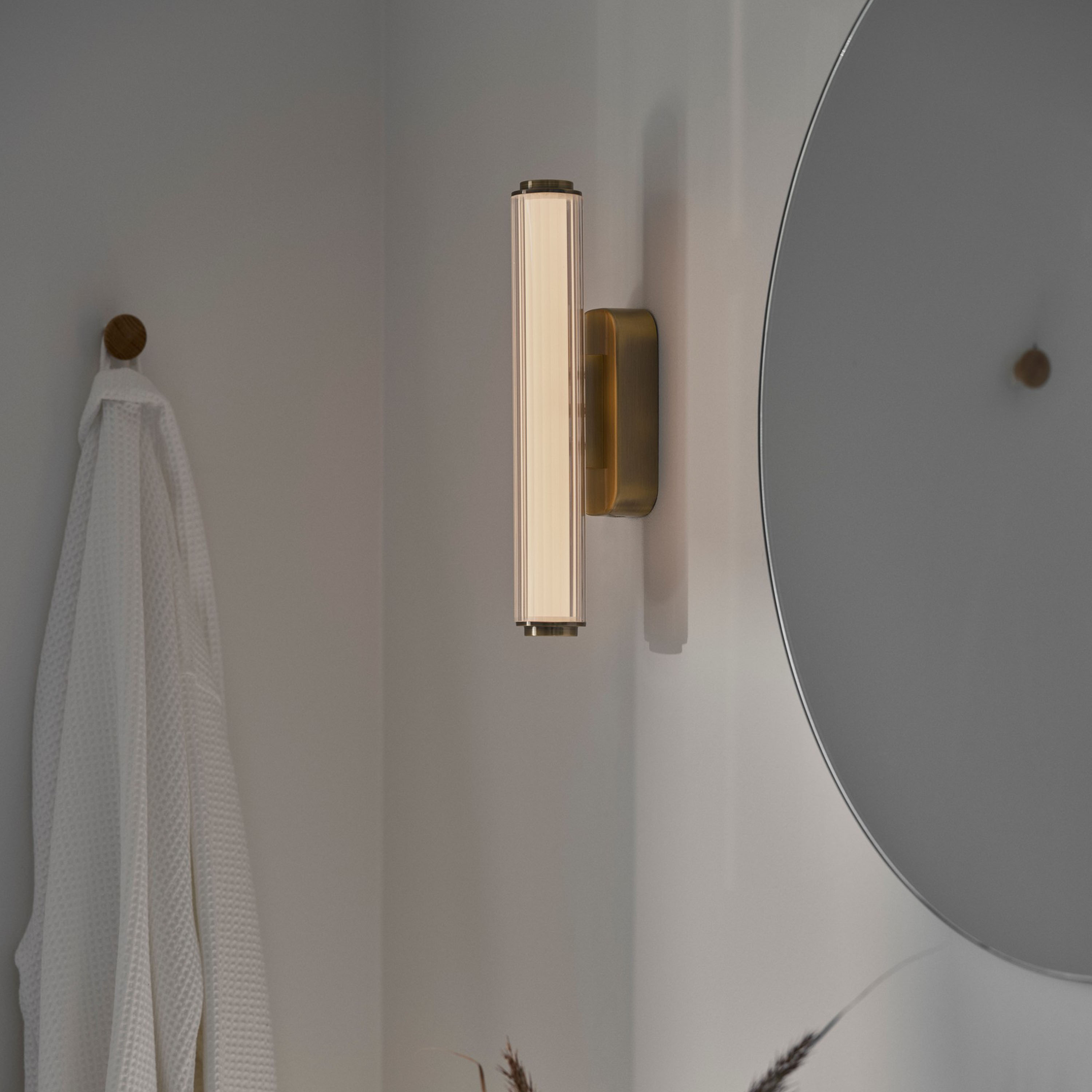 Nordlux Virelle Vägglampa Mässing 32cm