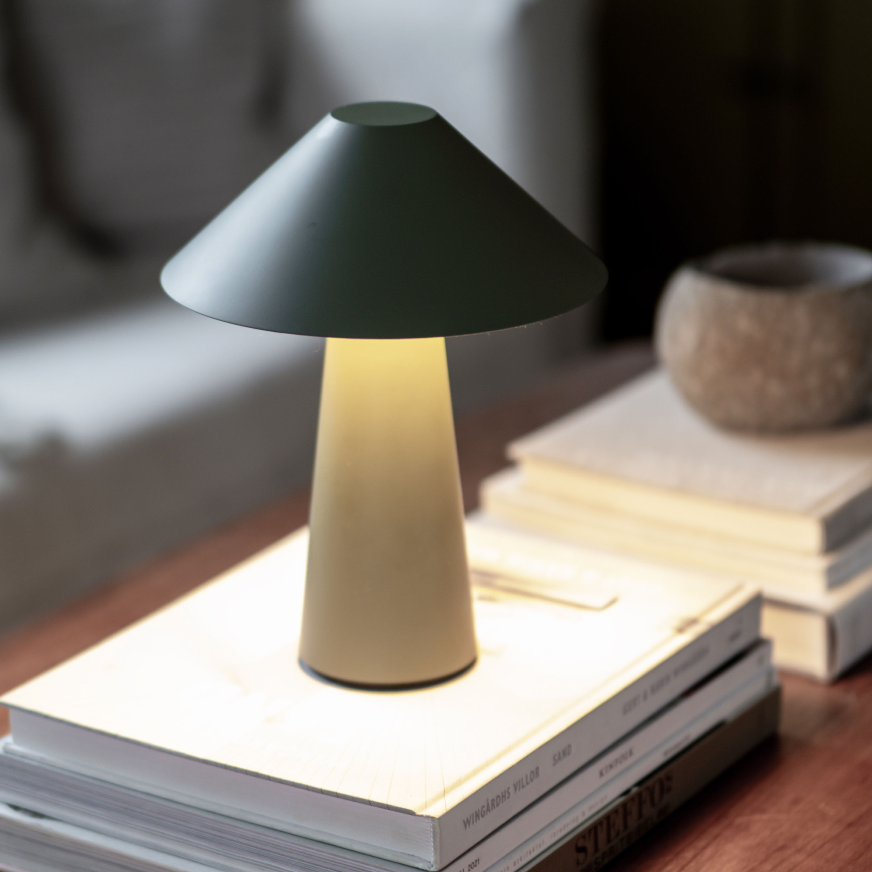 Globen Lighting Cannes Portabel Tischlampe Grün 26cm