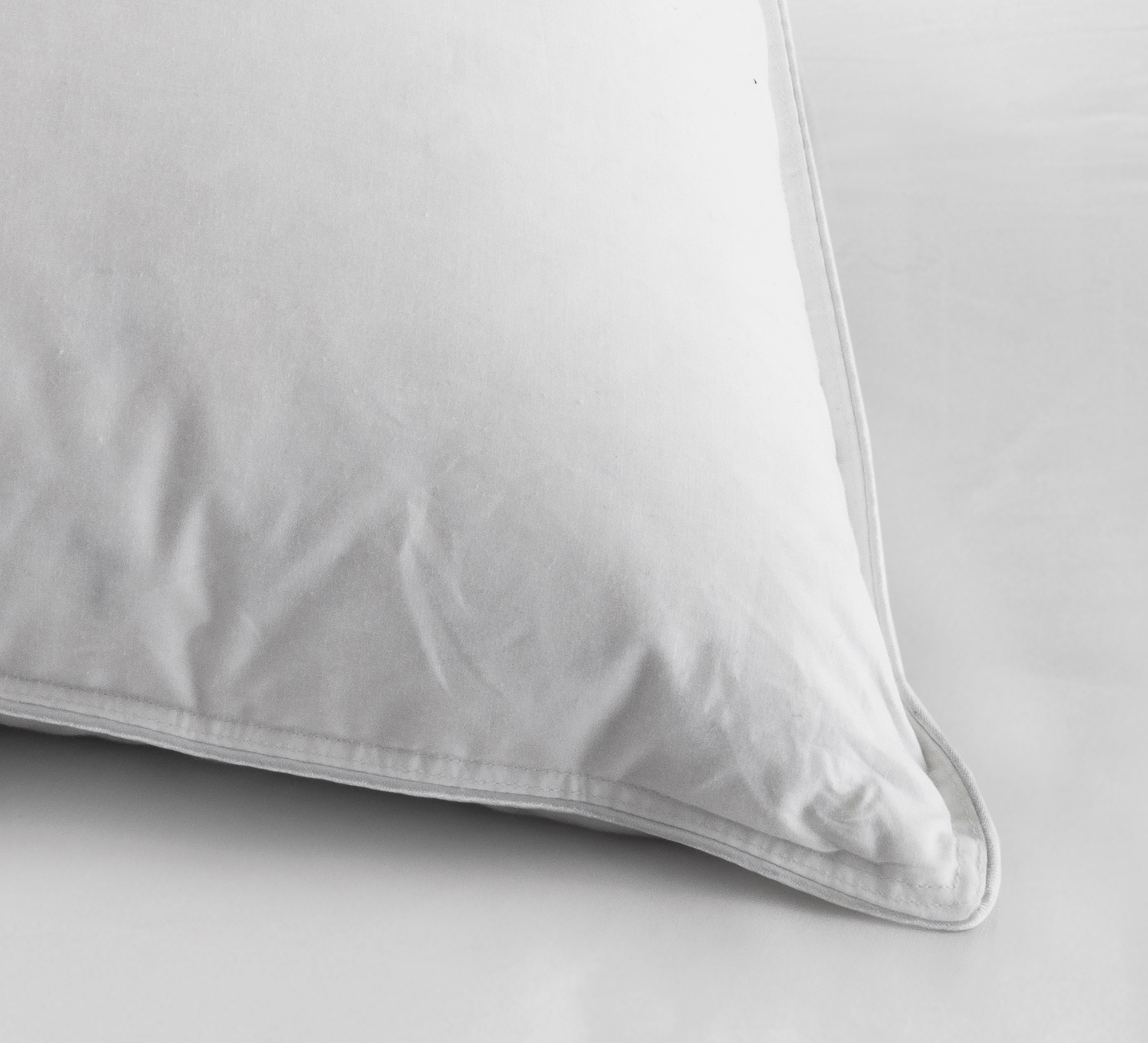 Varnamo of Sweden Lilja Dunkudde 700g Medium 50x60