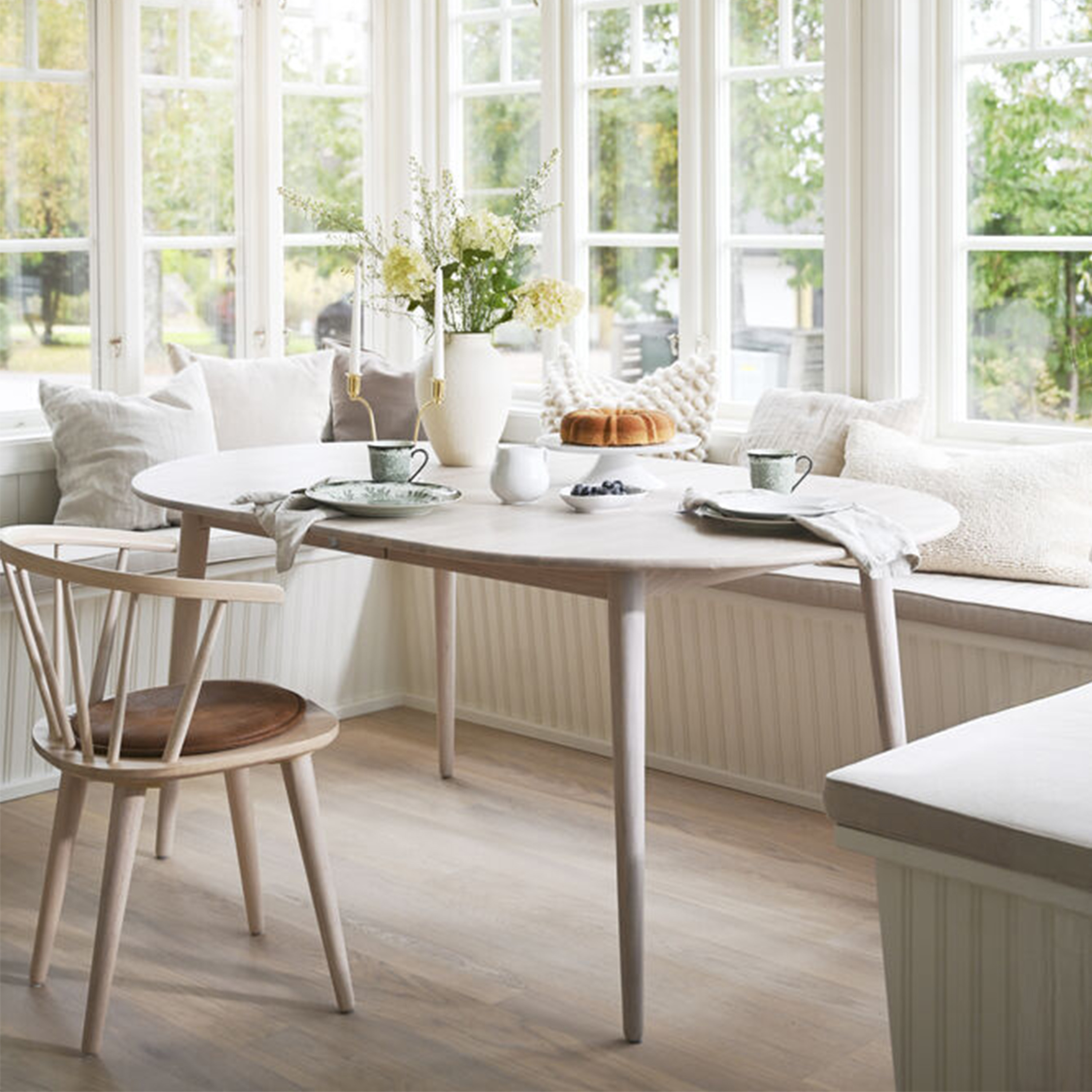 Rowico Home Carmen Matstol Vitpigmenterad