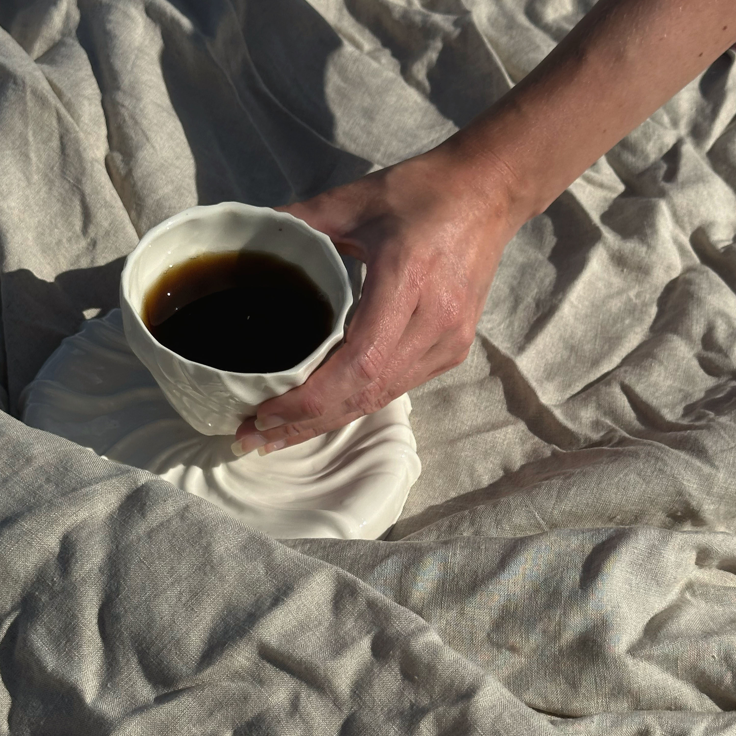 Atelier Marée The Tides Kanne Weiß