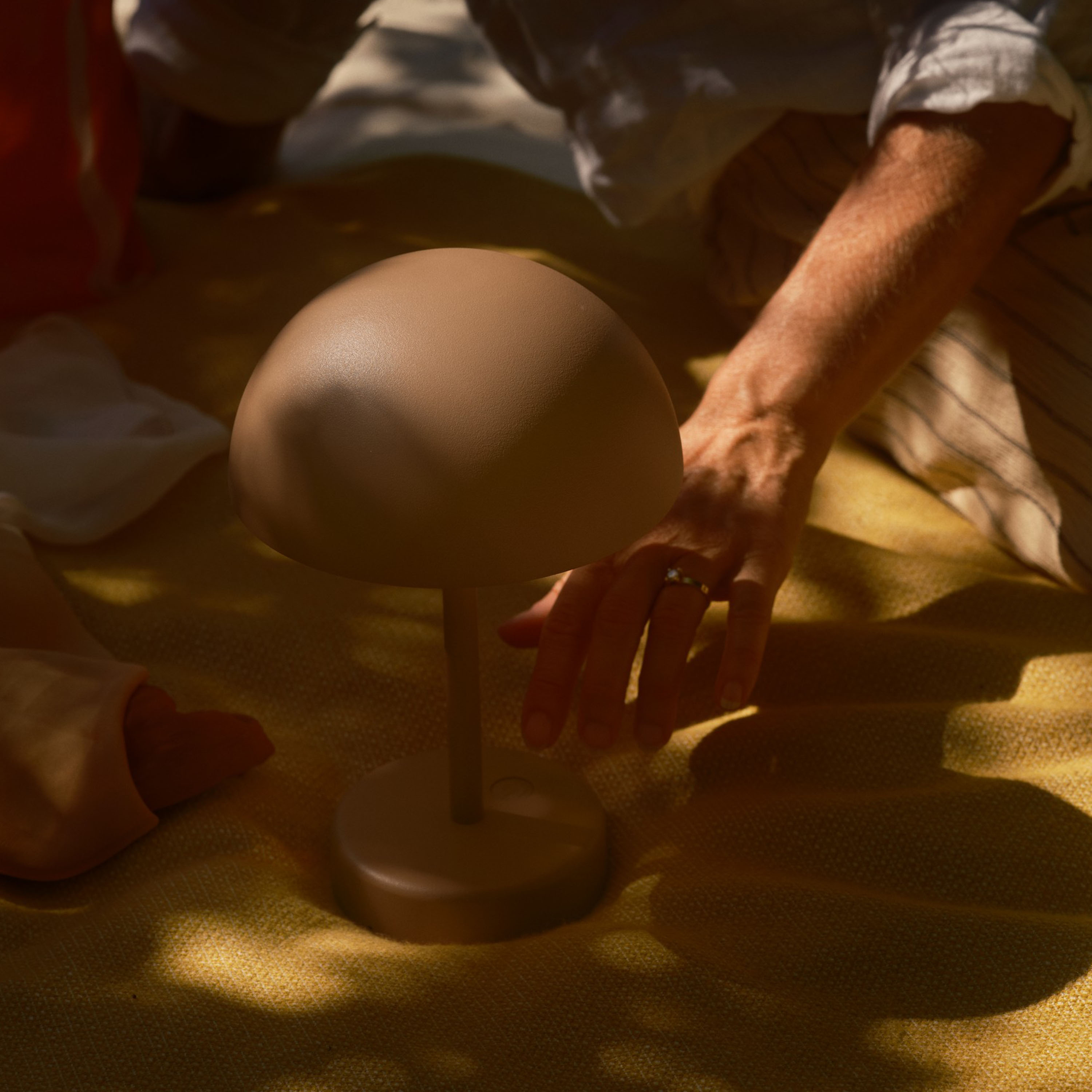 Nordlux Ellen To-Go Portabel Bordlampe Brun 25cm