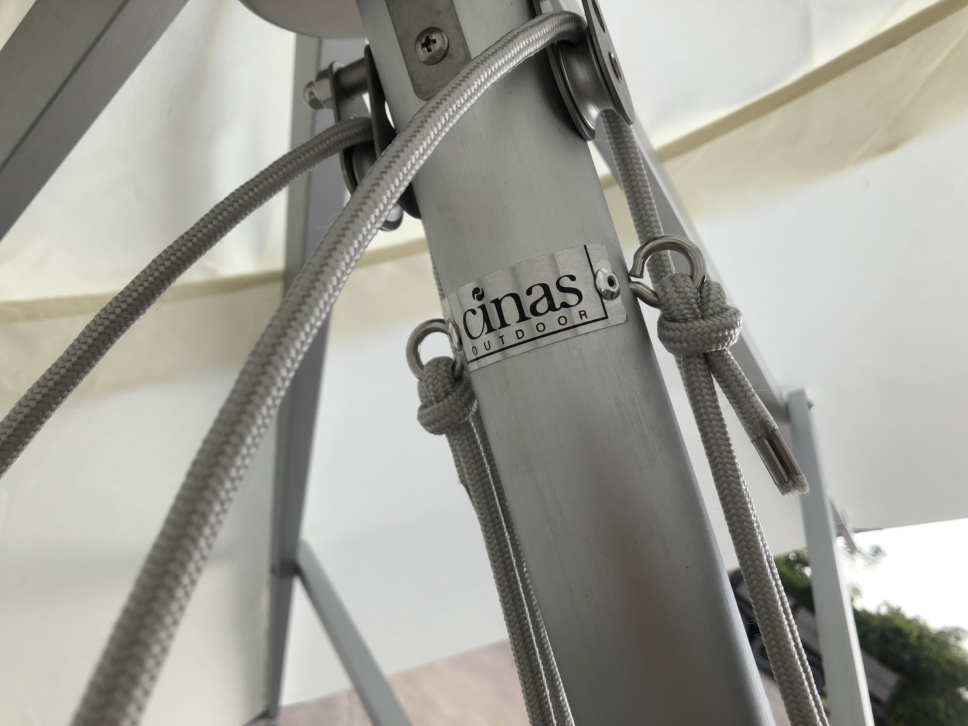 Cinas Antibes parasoll Off-White/Alu Ø330