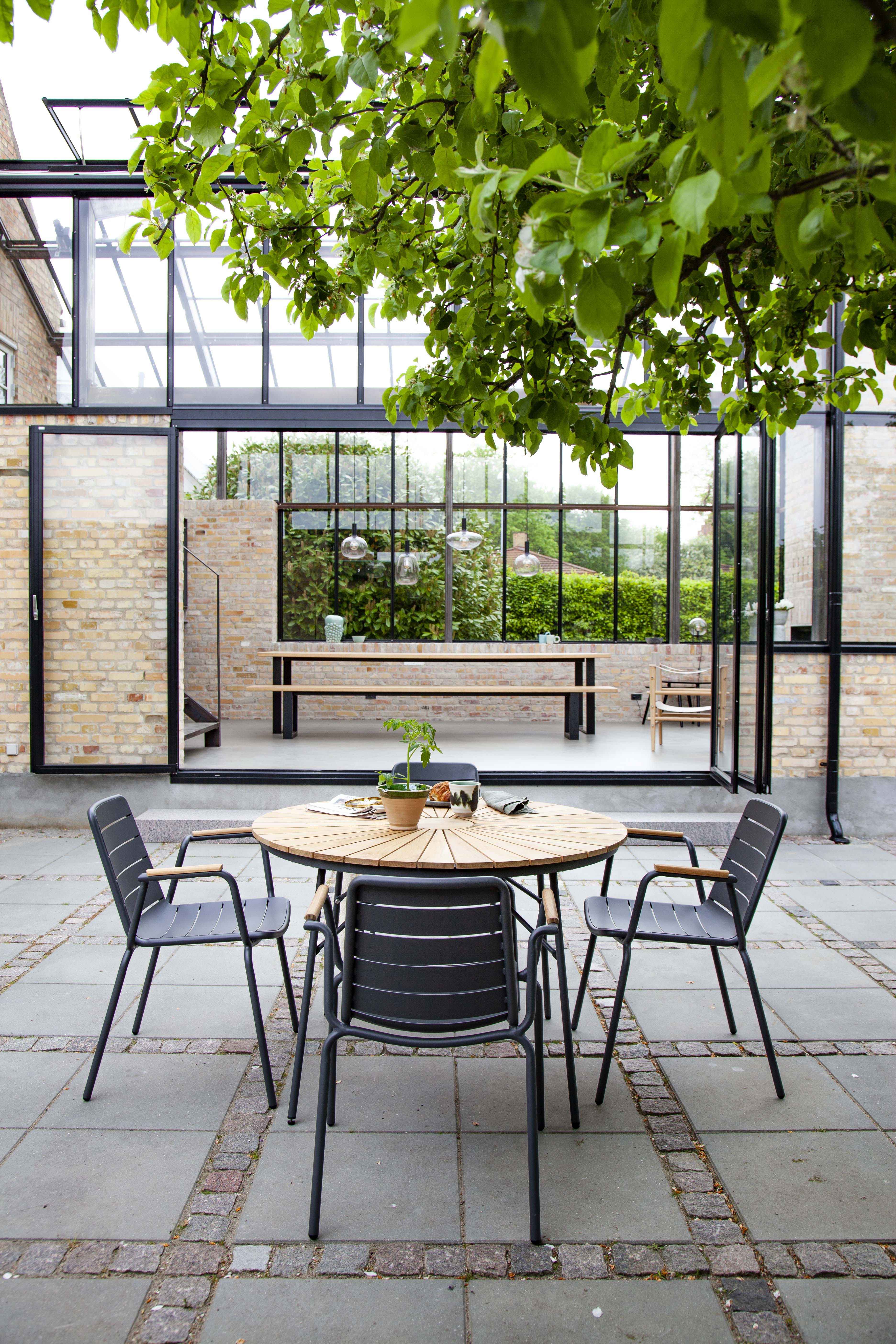 Cinas Ellen Ruokapöytä Antrasiitti Ø110