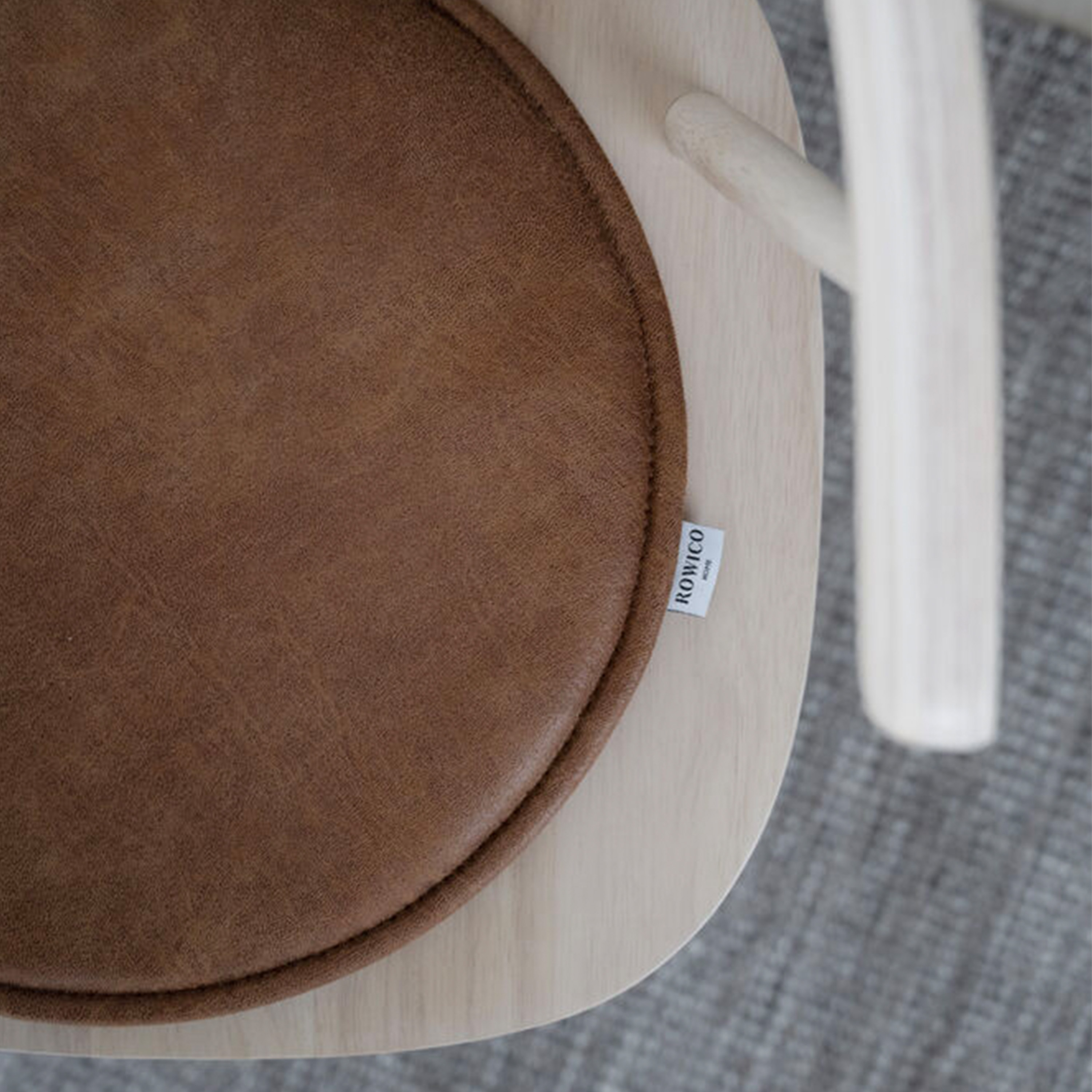 Rowico Home Carmen Matstol Vitpigmenterad