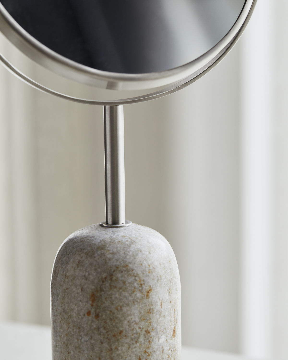 Meraki Marble 
Kaksipuolinen peili Beige Ø19