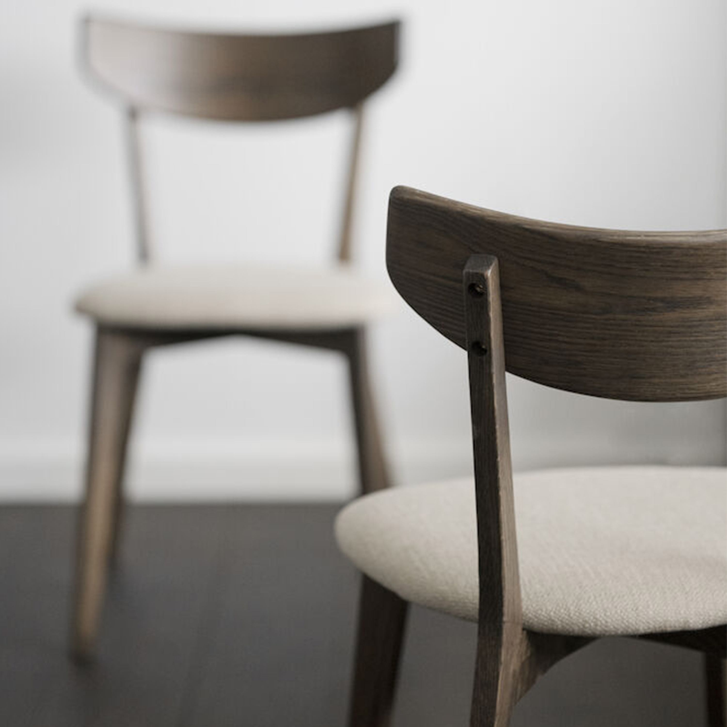 Rowico Home Ami Matstol Brun Ek/Beige