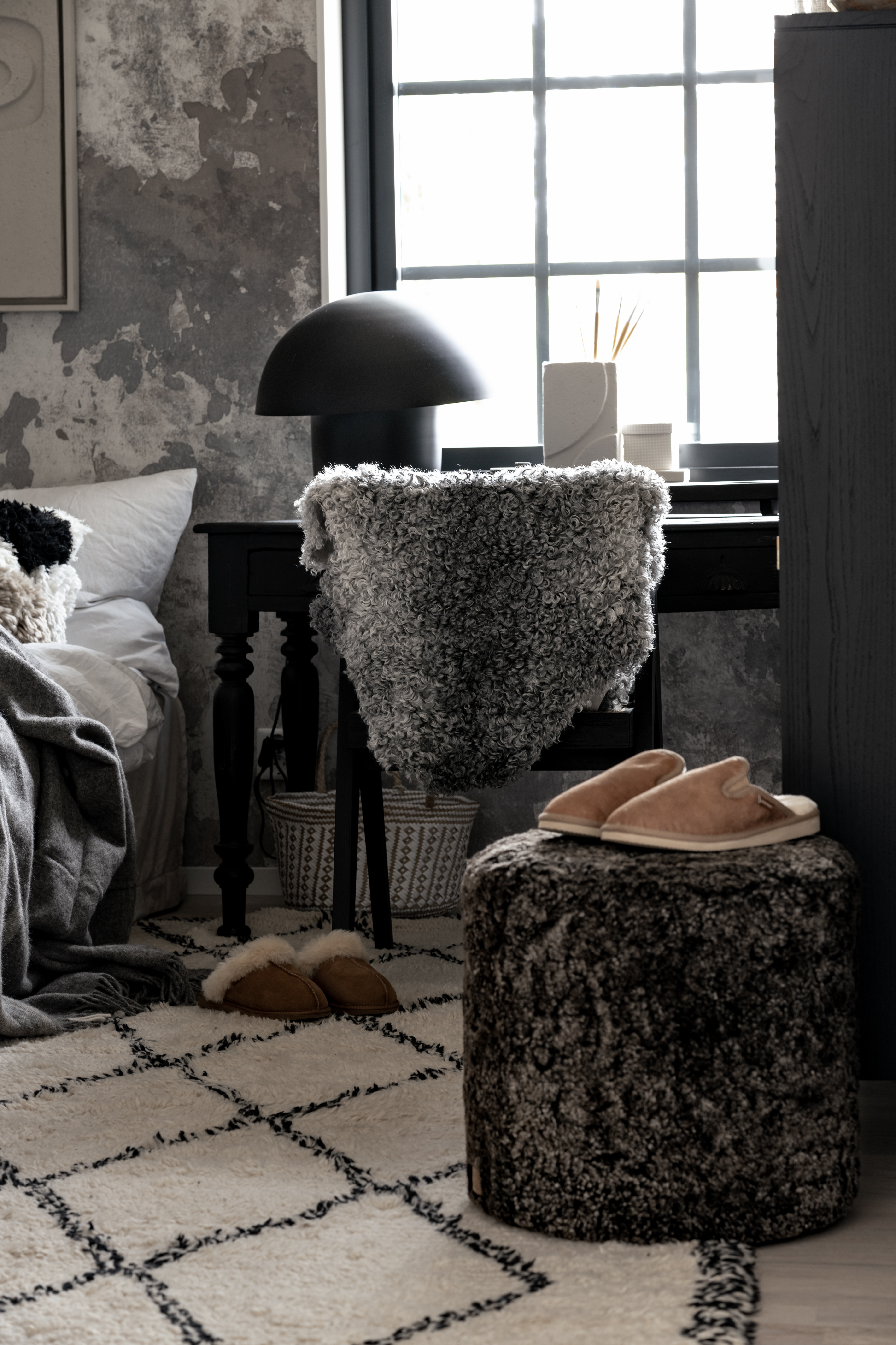 Shepherd Visby Svensk Saueskinn Lys 100x60