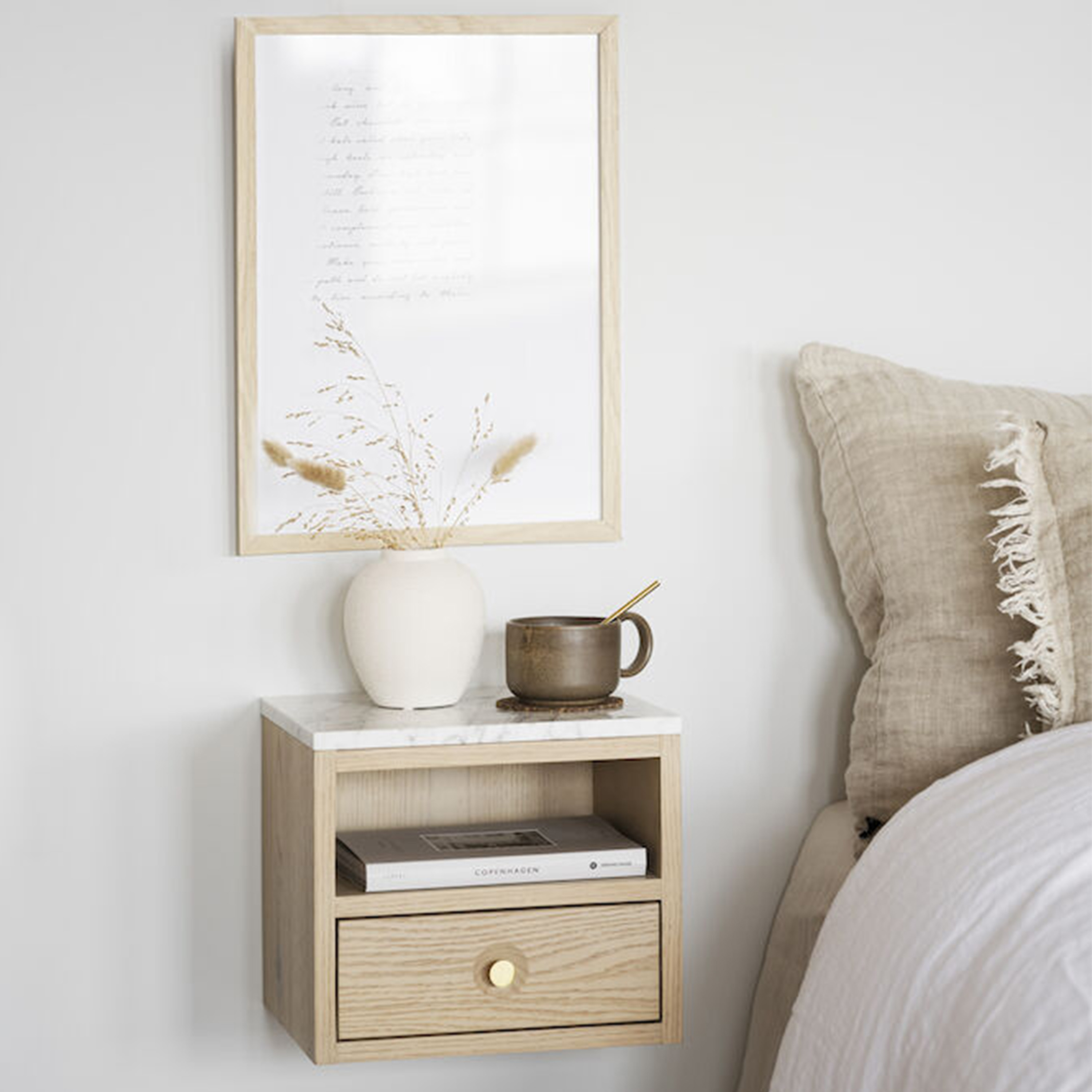 Rowico Home Whitmore Nachttisch/Wandschrank Weiß pigmentiert/Weißer Marmor