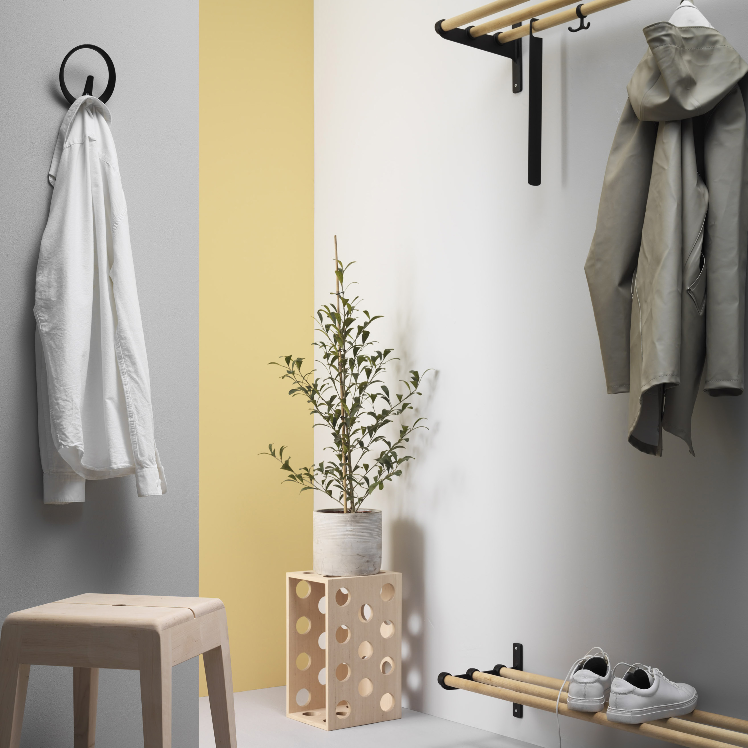 Essem Design Nostalgi Hattu-/Kenkähylly Tammi/Musta 100cm