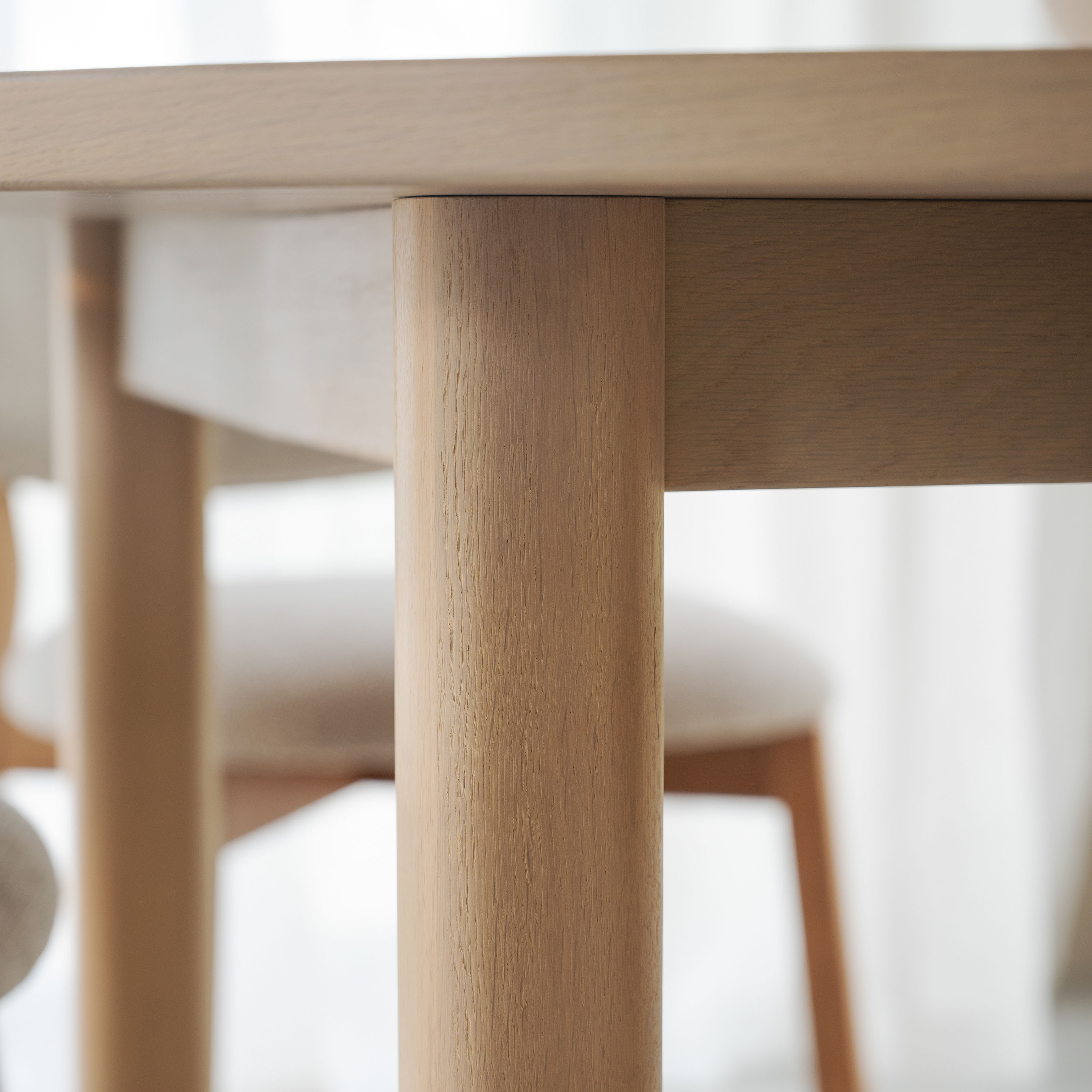 Rowico Home Gifford Matbord Vitpigmenterad Ø220