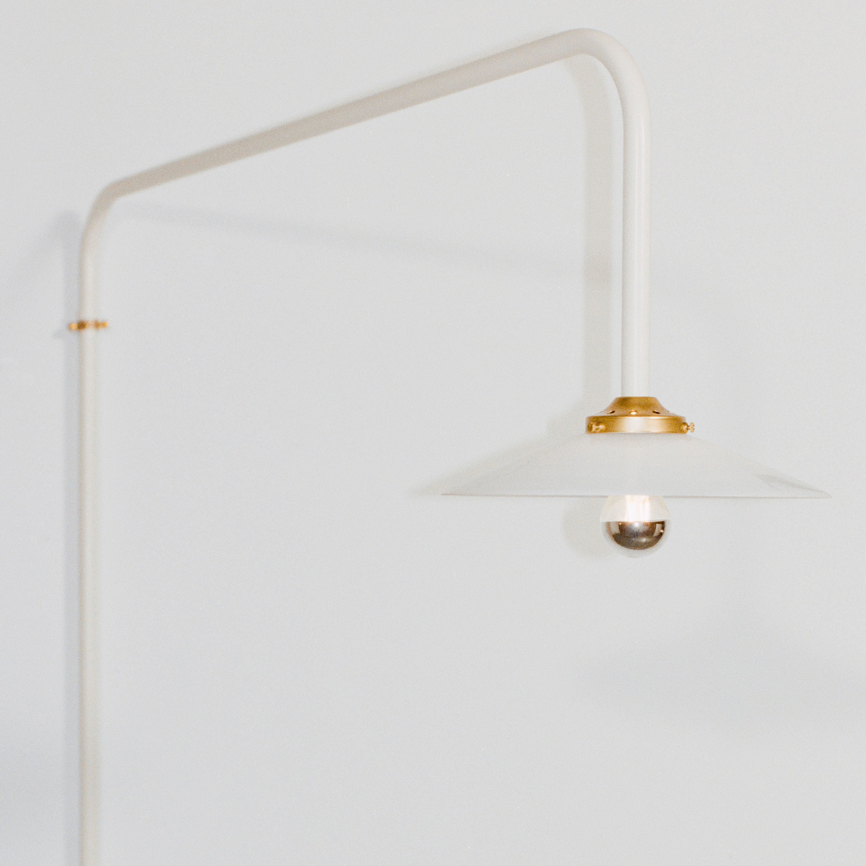 Hanging Lamp N°5 Vägglampa Ivory