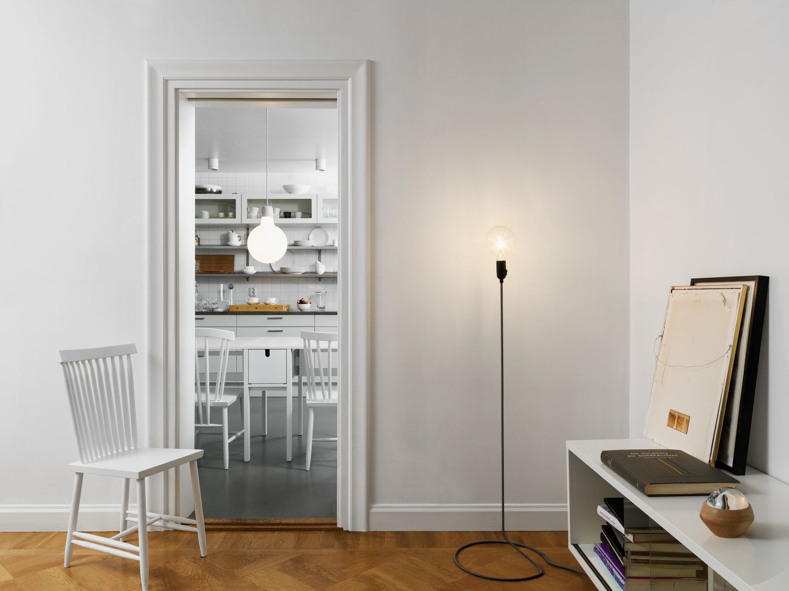 Design House Stockholm Cord Golvlampa Black/White