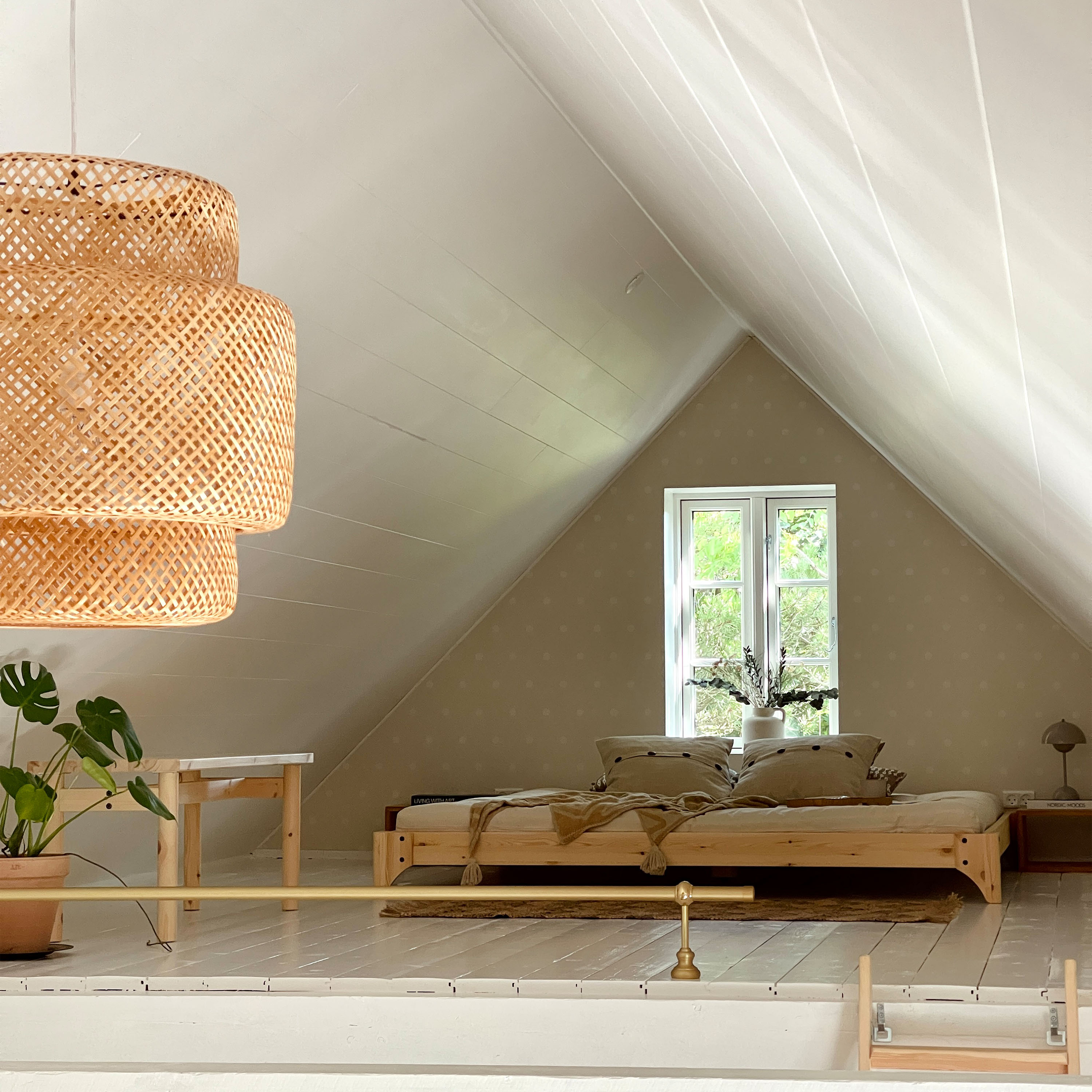 Karup Design Elan Sängram Natur 180cm