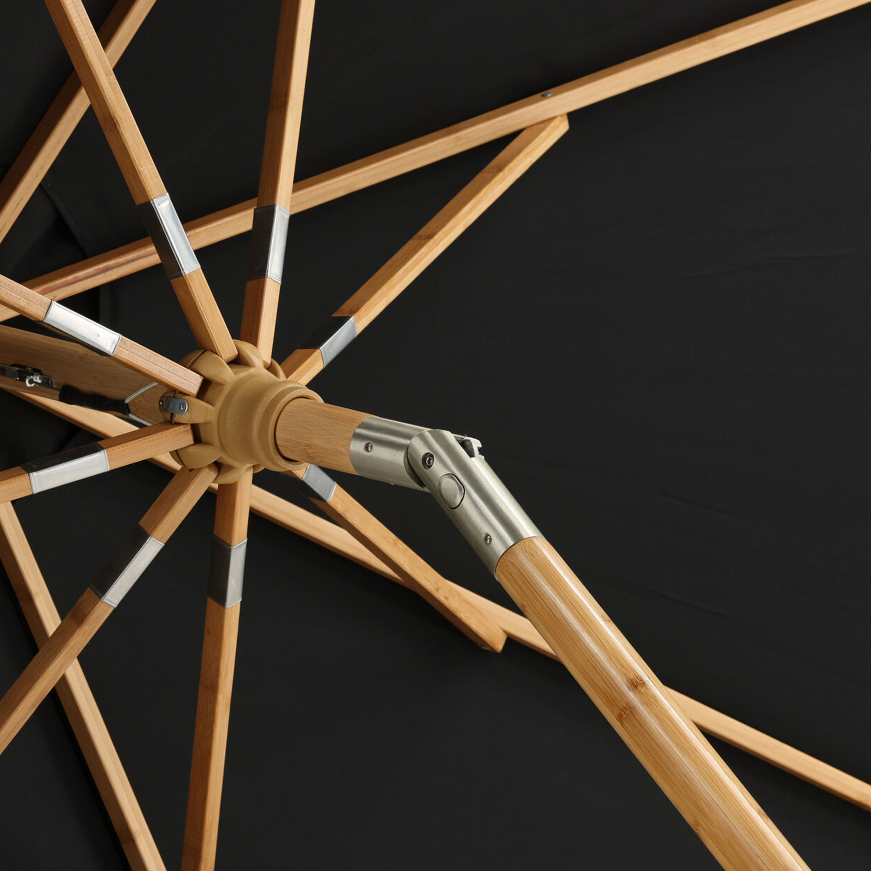 Venture Home Cerox Parasoll Black Ø270