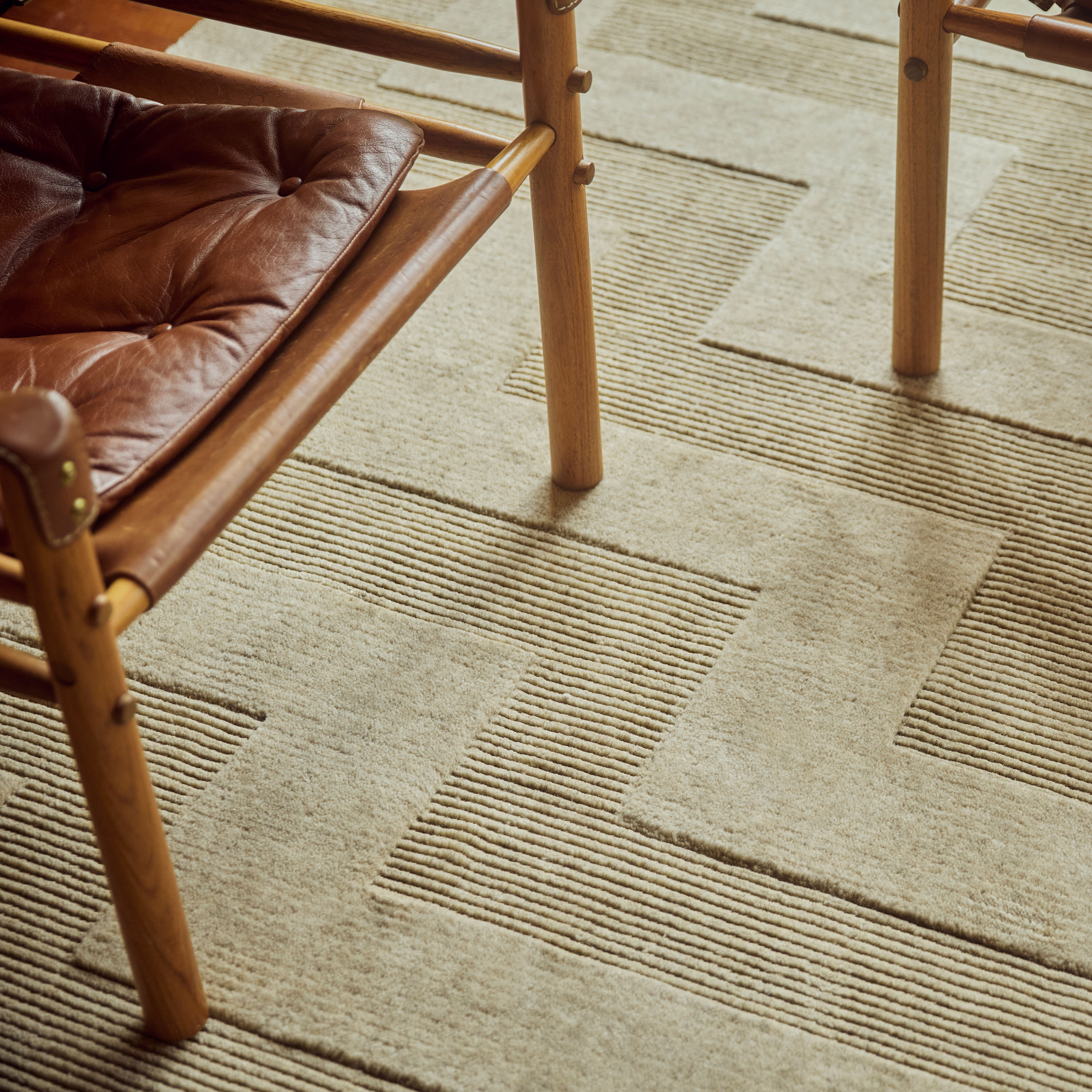 Tinted Valmont Ullmatta Beige Melange 250x350