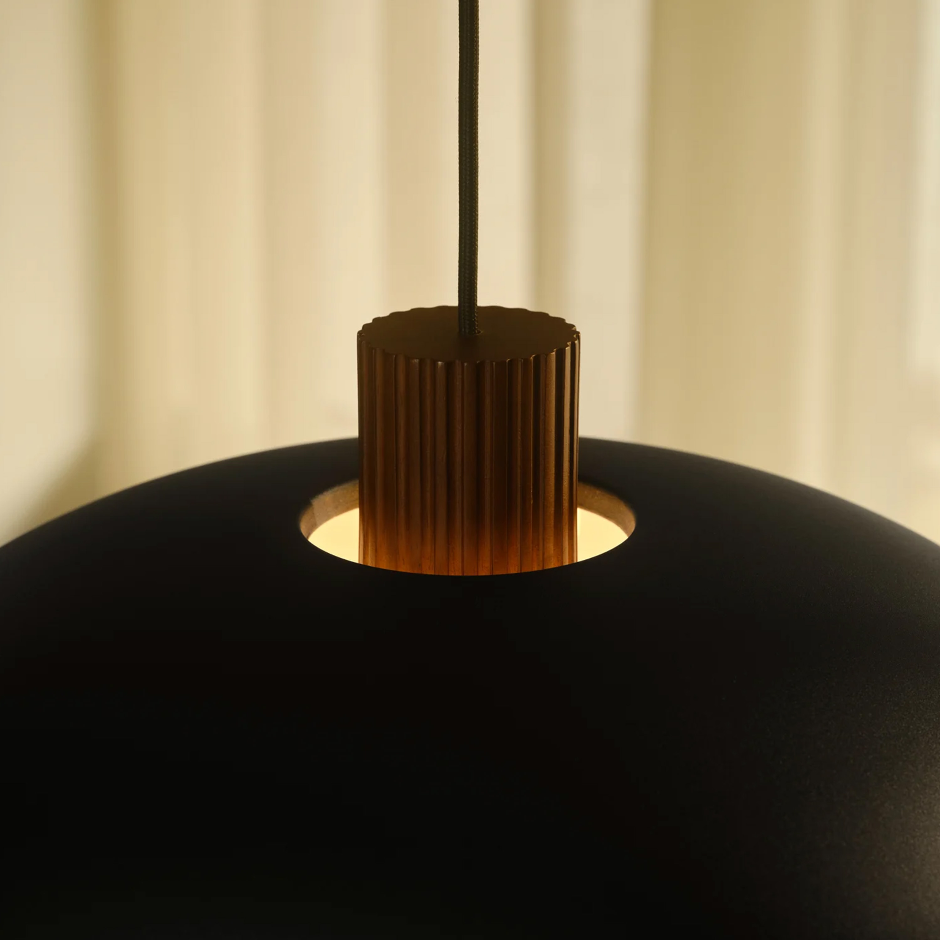 Design For The People Aurelio Kattovalaisin Musta Ø13