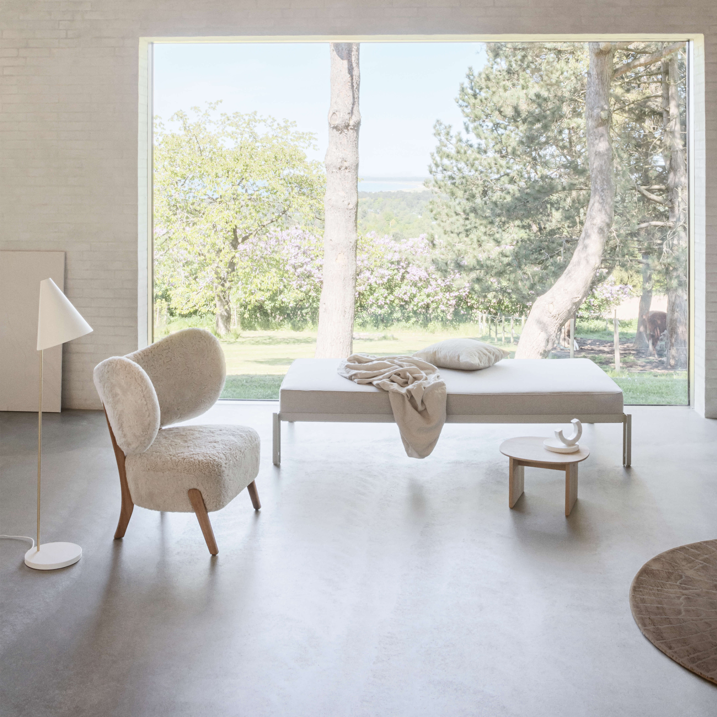 LYFA Mosaik Stehleuchte Weiß 135cm