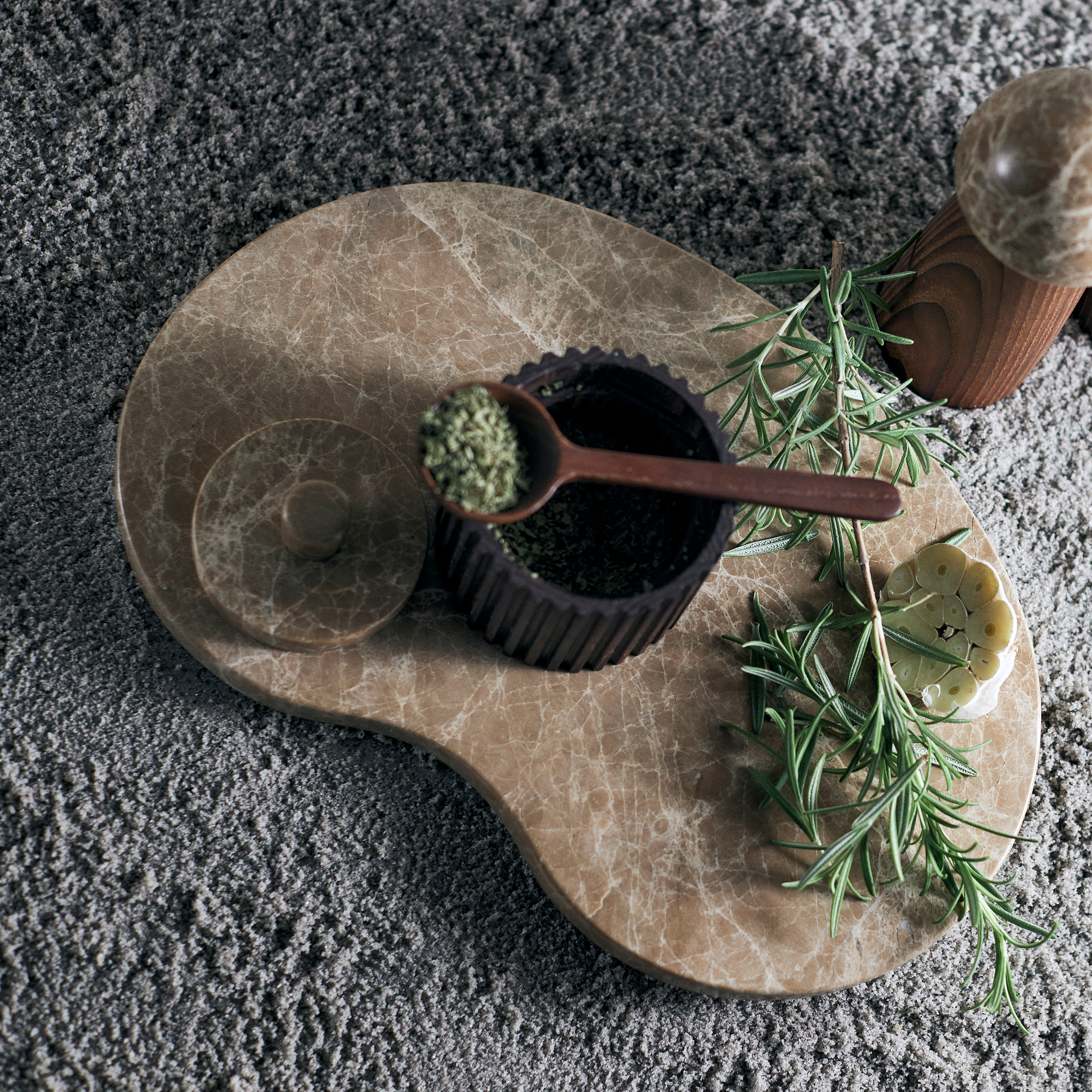 Muubs Suji Tapasbrett Sand Marble Small