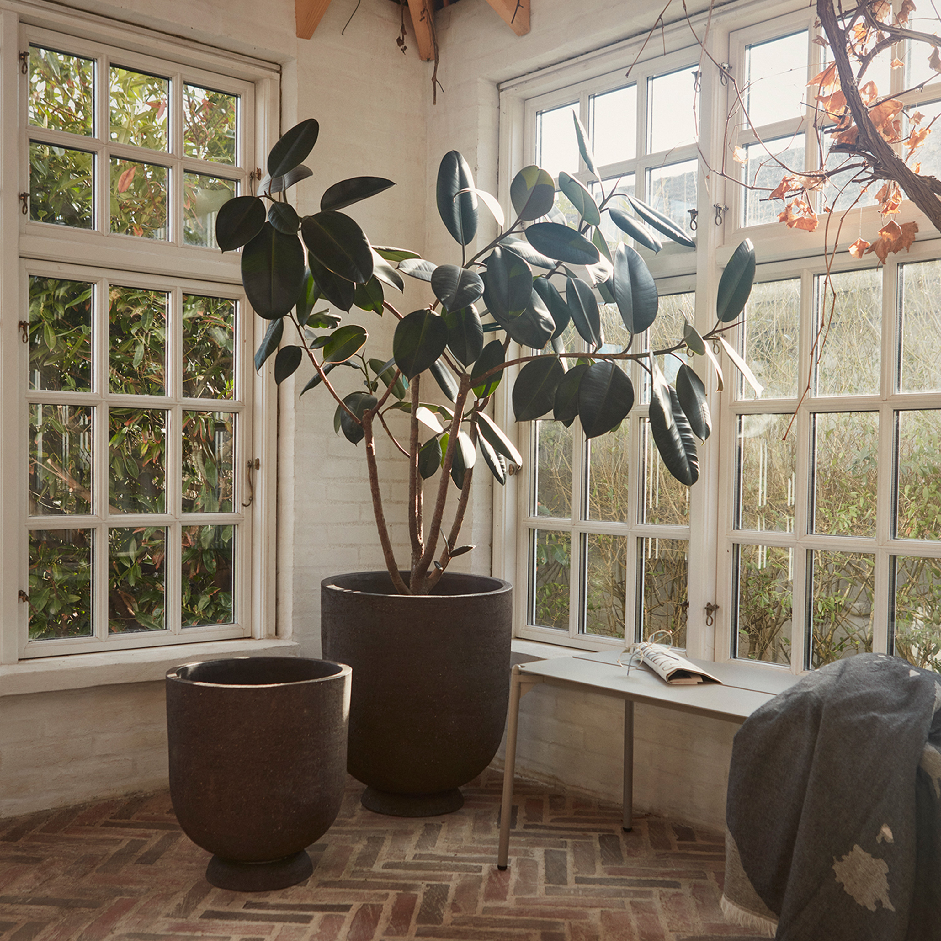 AYTM Terra Ruukku Java brown 50x60